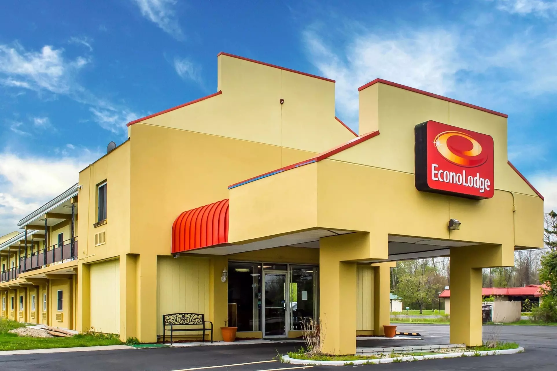 Econo Lodge Brockport - Primary Image