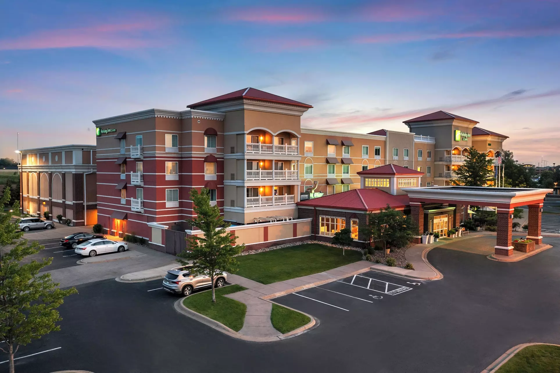 Holiday Inn Hotel & Suites Maple Grove Nw Mpls-Arbor Lks by IHG - Primary Image