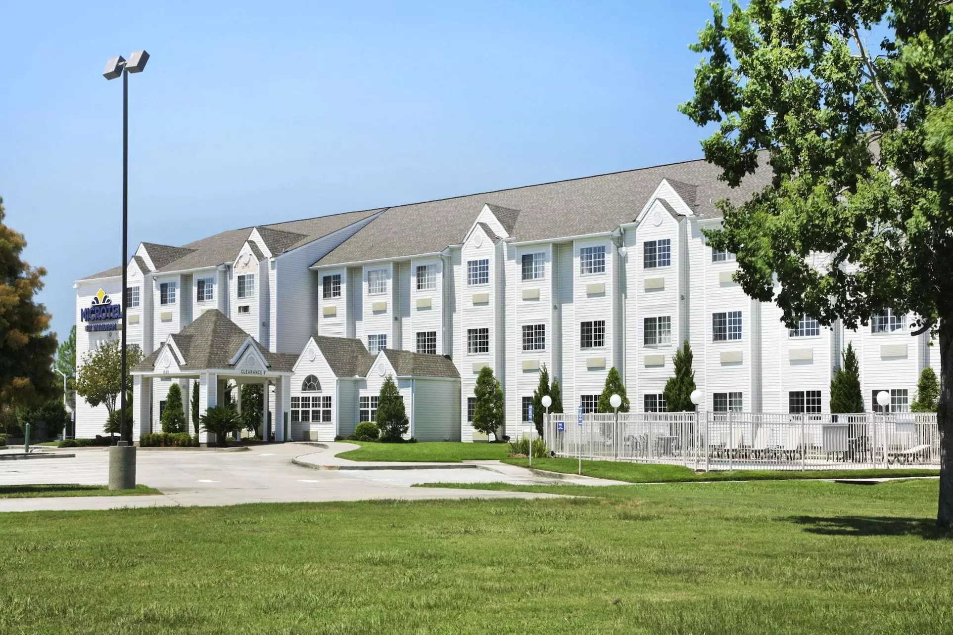 Microtel Inn & Suites by Wyndham Baton Rouge - Primary Image
