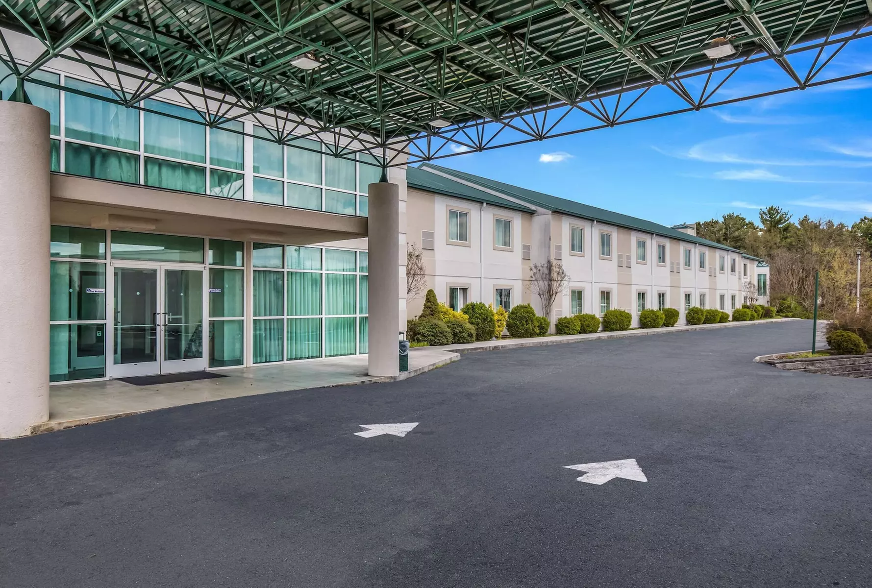 Econo Lodge Morristown - Primary Image