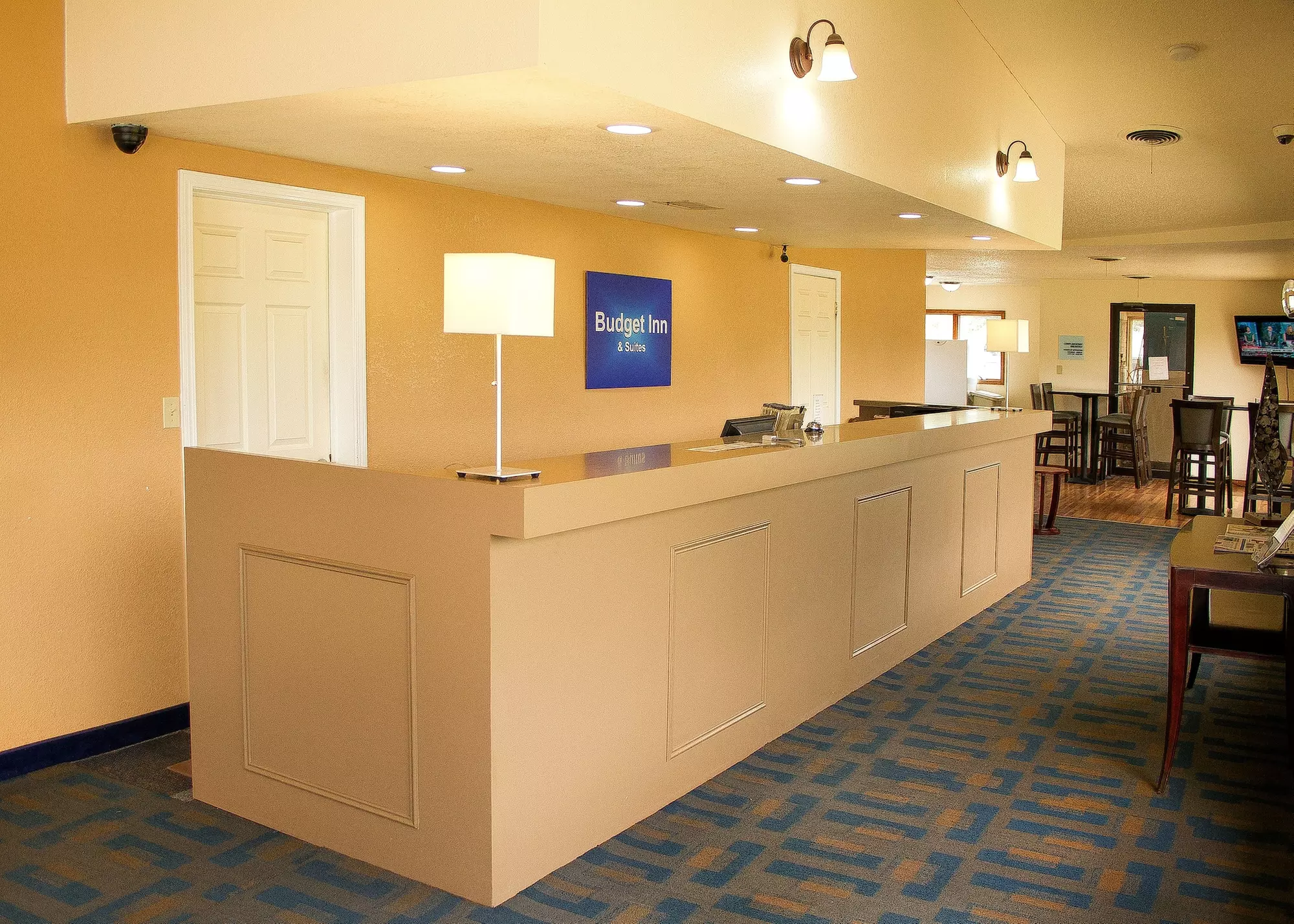 Budget Inn and Suites - Primary Image