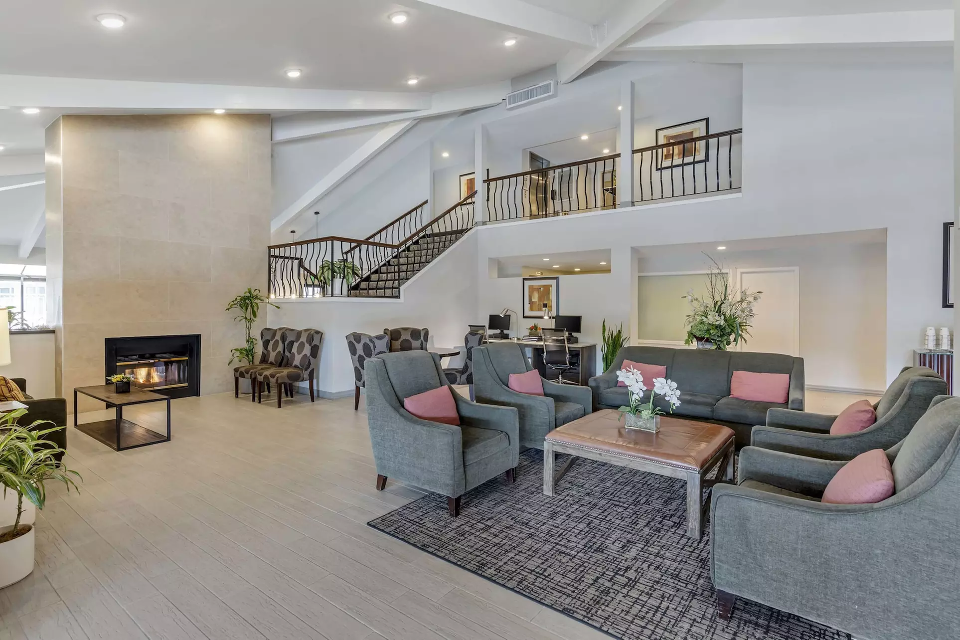 Best Western Plus Executive Inn - Primary Image