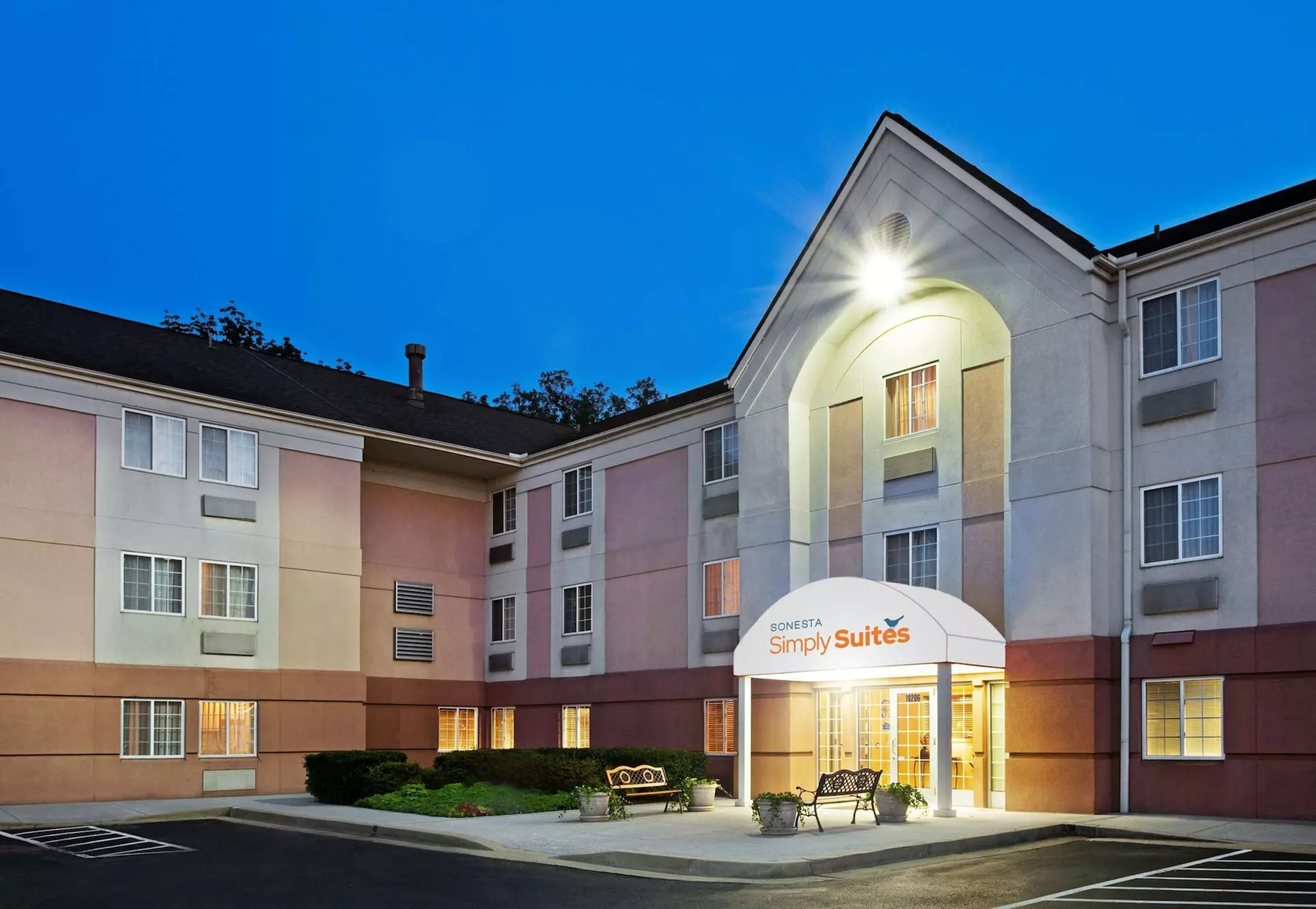 Sonesta Simply Suites Knoxville - Primary Image