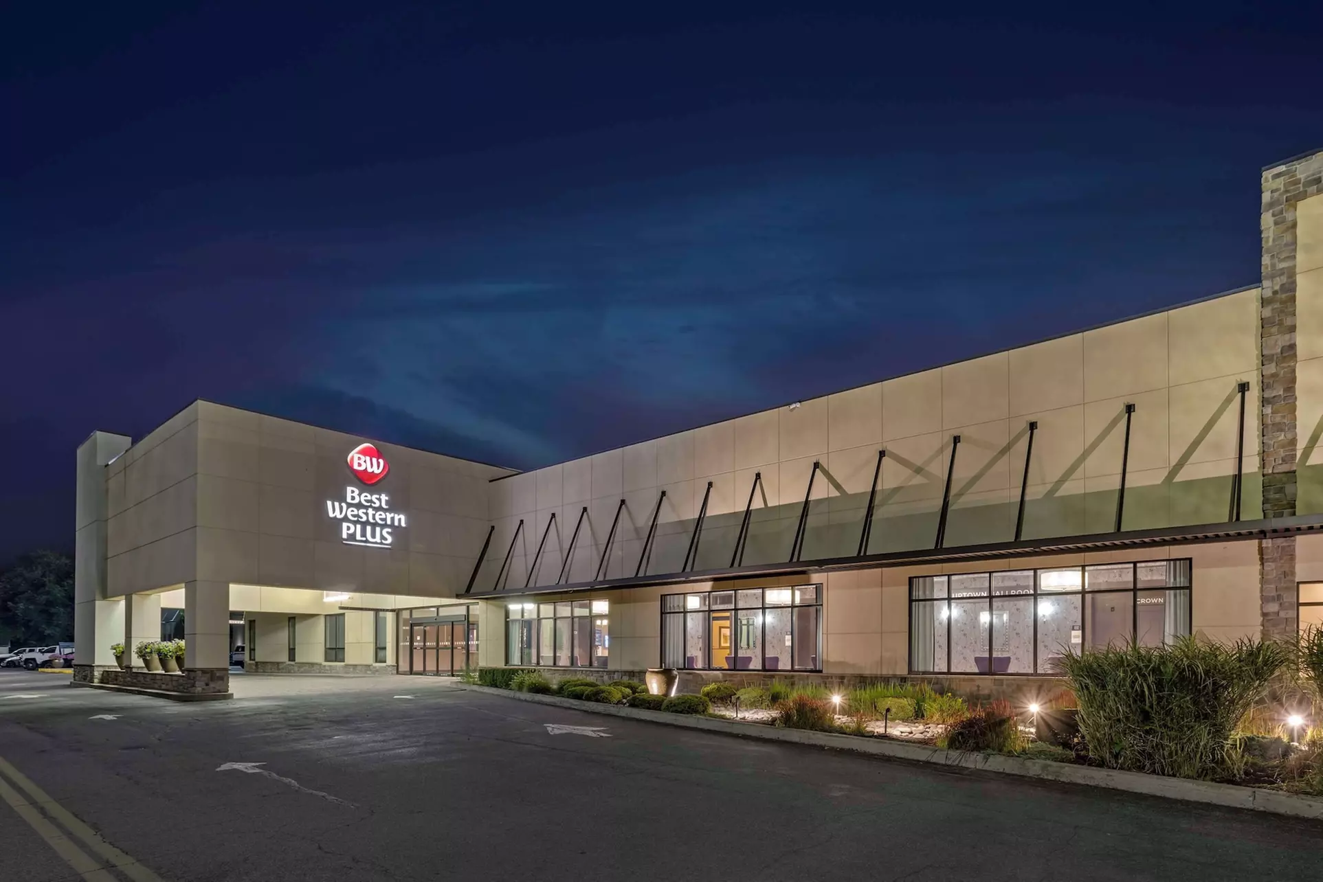 Best Western Plus Kingston Hotel And Conference Center - Primary Image