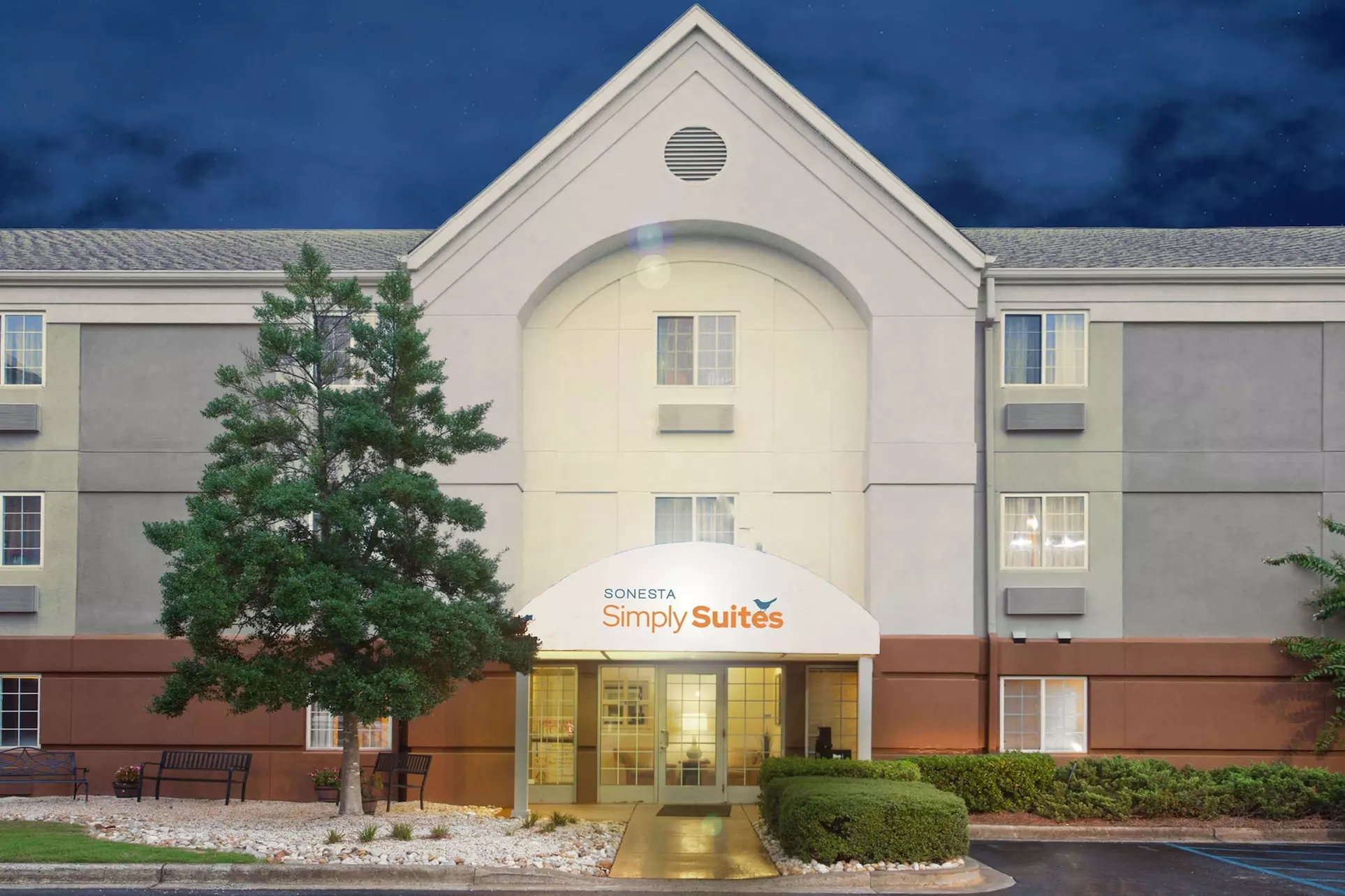 Sonesta Simply Suites Birmingham Hoover - Primary Image