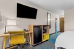 Days Inn by Wyndham Sioux Falls Empire - Second Medium