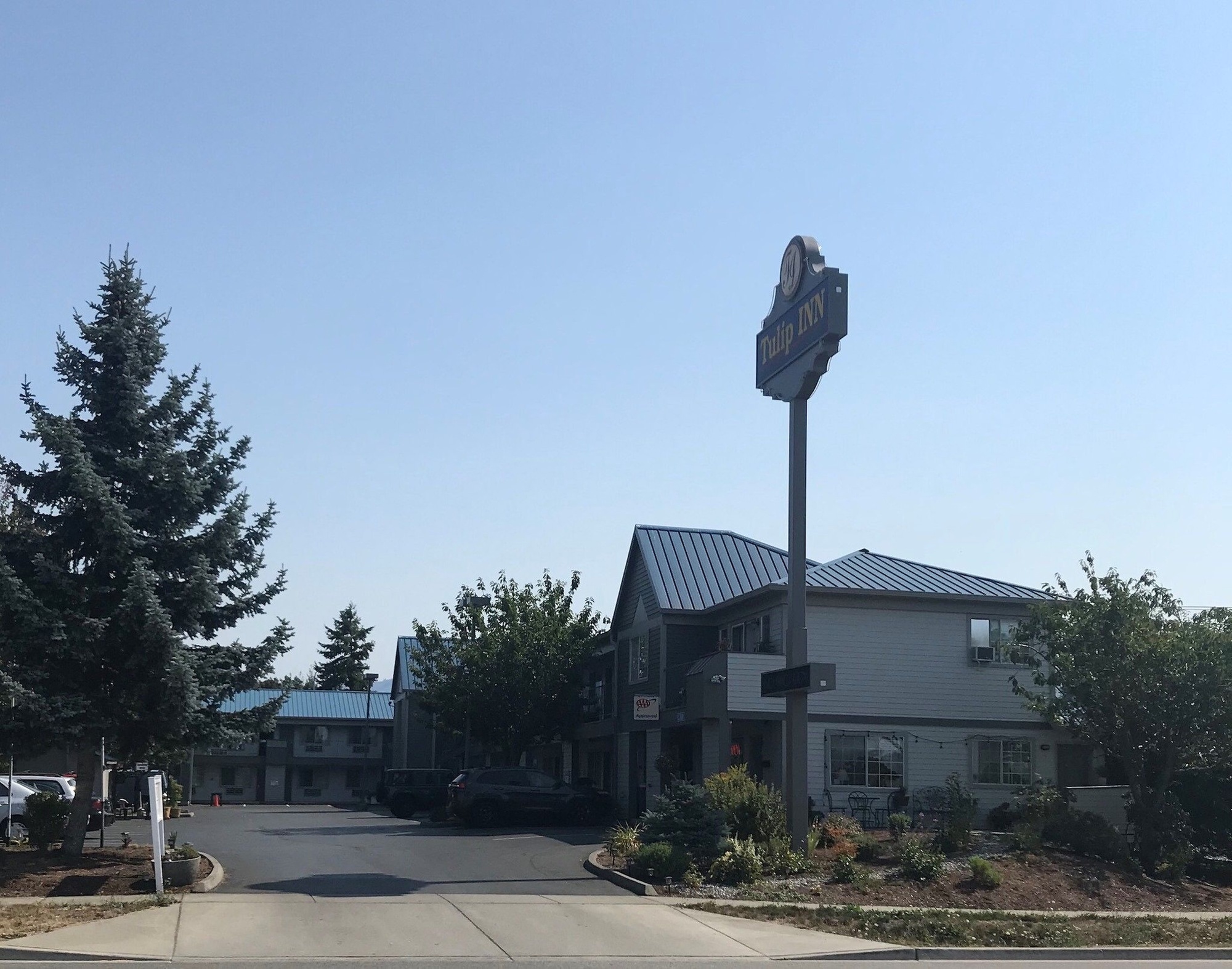 Tulip Inn