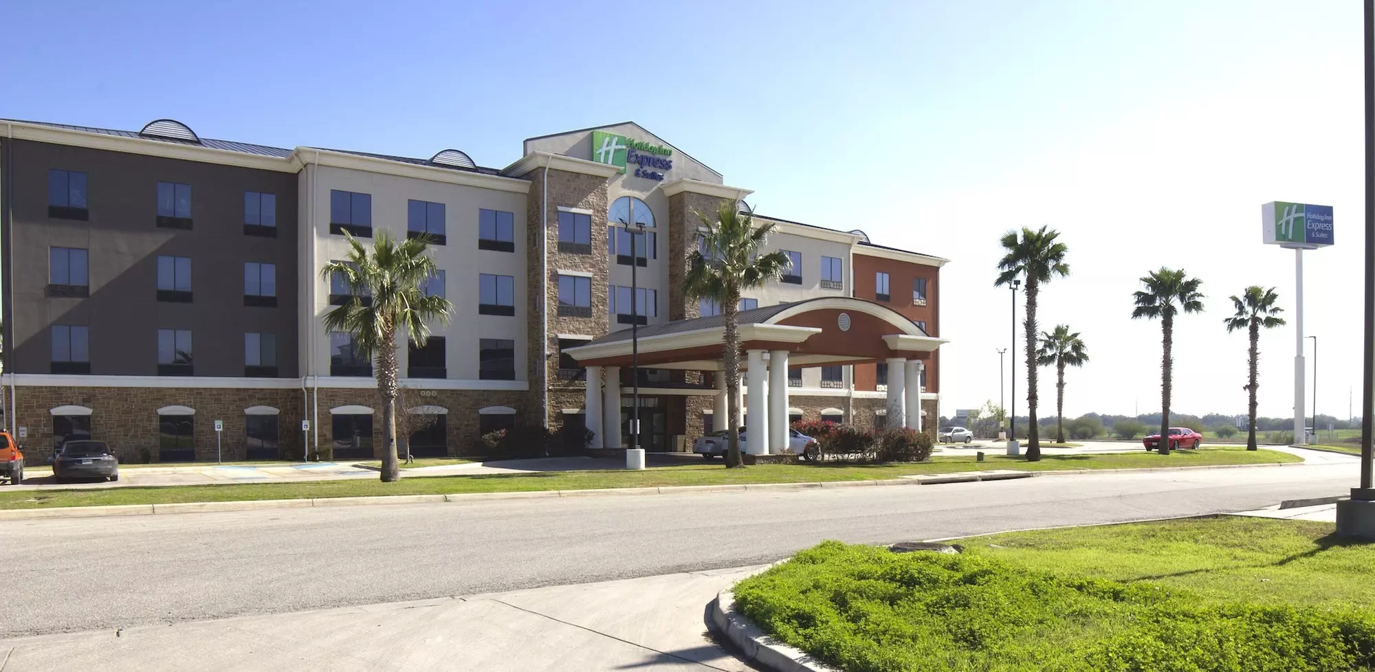 Holiday Inn Express Hotel & Suites Seguin by IHG - Primary Image