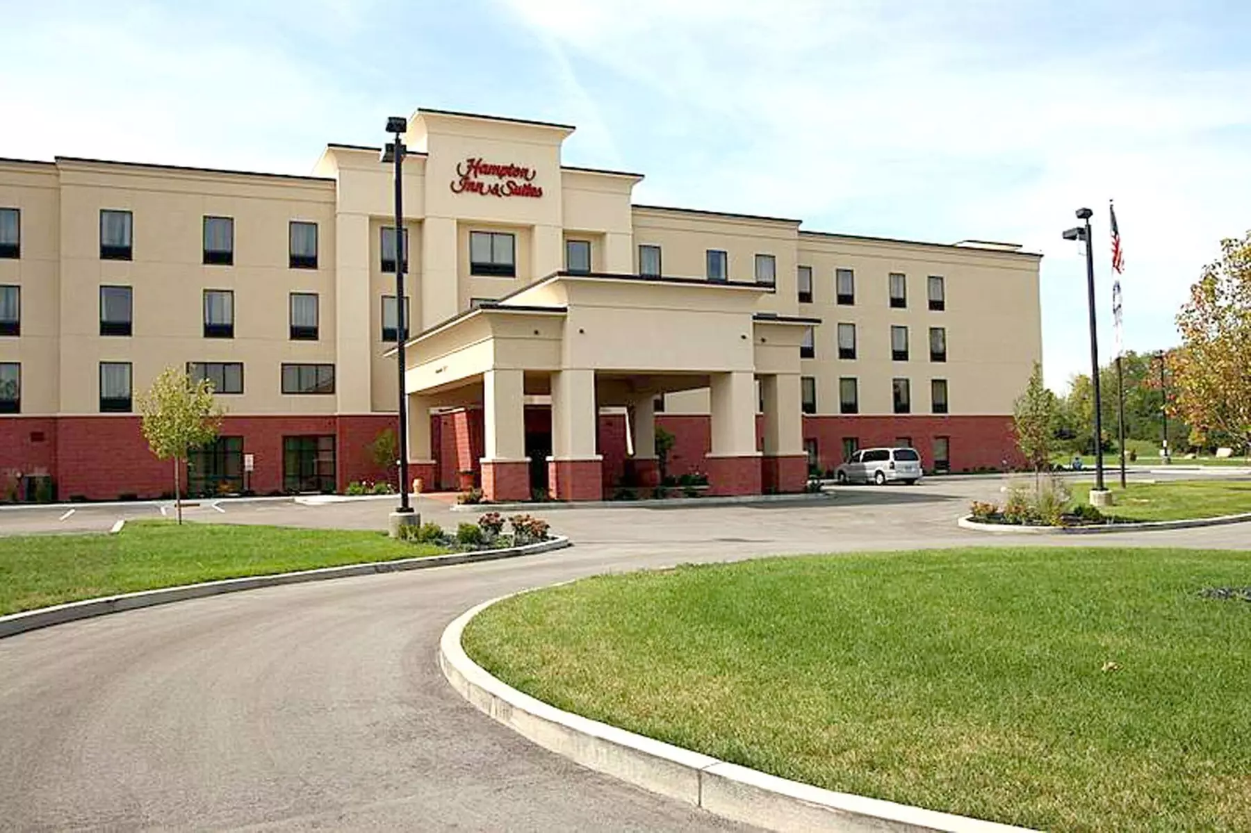 Hampton Inn & Suites Dayton-Airport - Primary Image