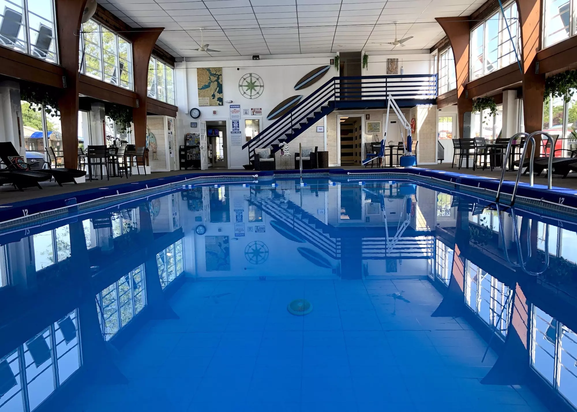 Hyannis Inn - Primary Image