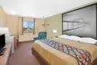 Super 8 by Wyndham Mt Pleasant - Second Medium