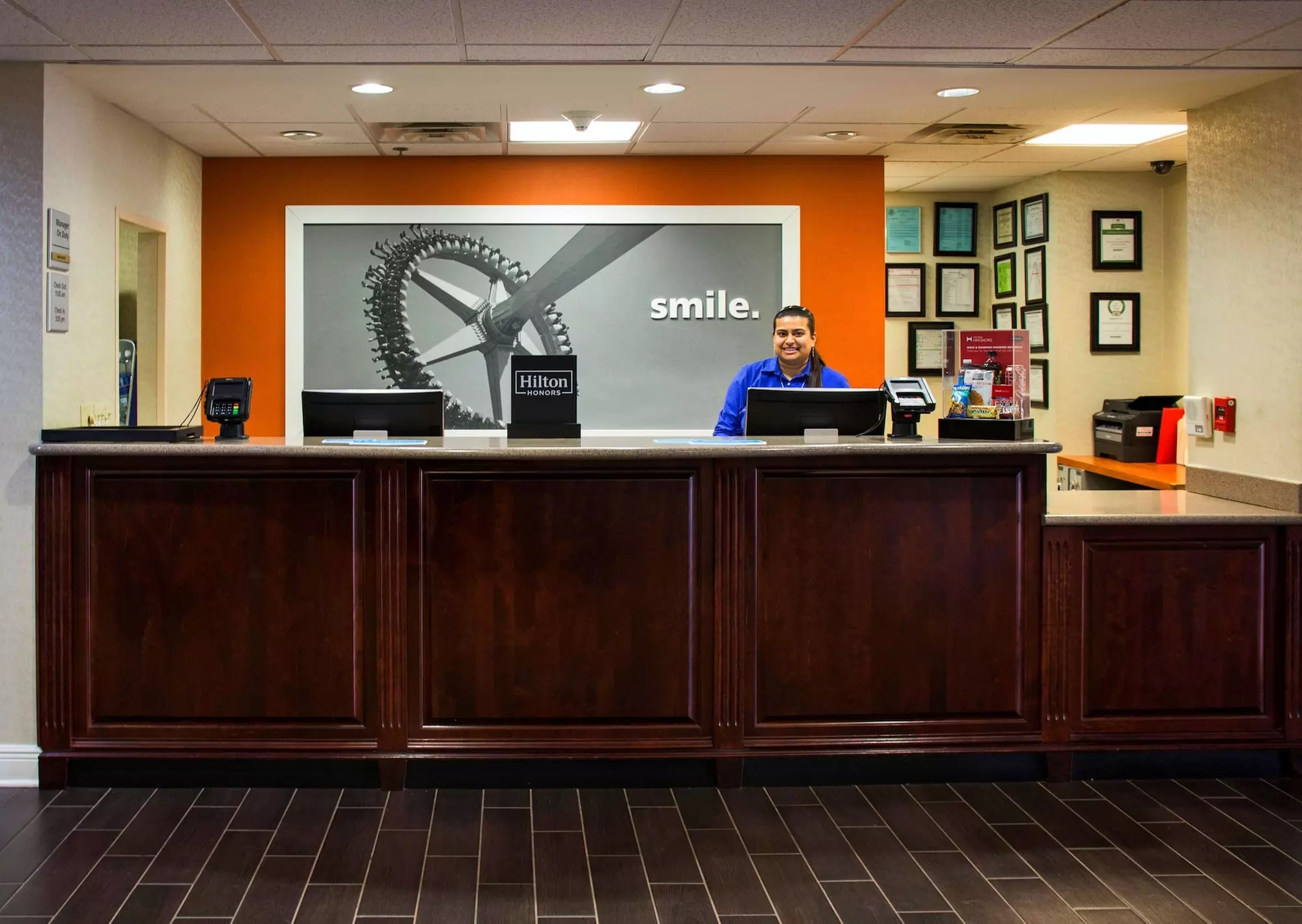 Hampton Inn & Suites Valdosta/Conference Center - Primary Image