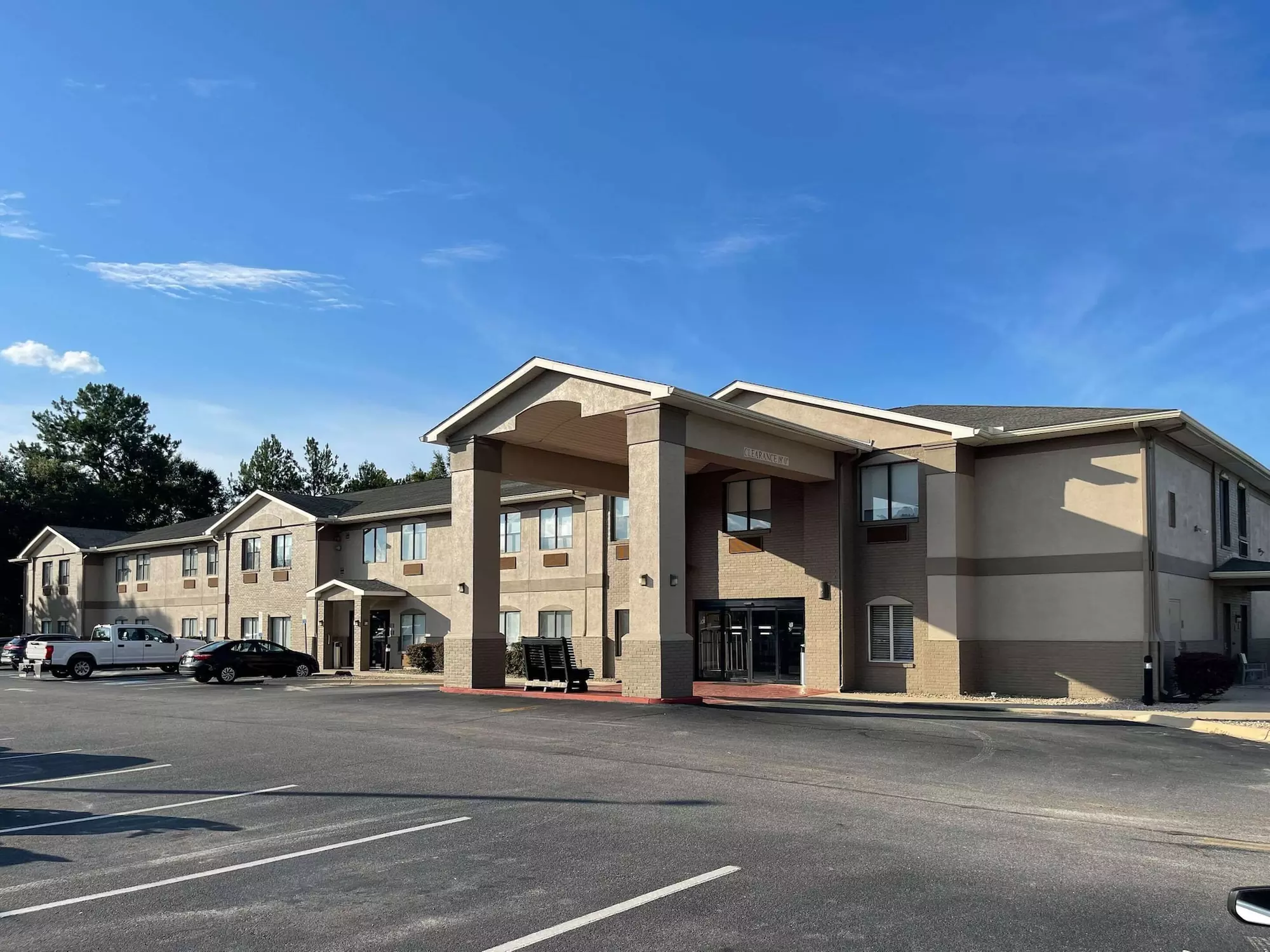 Country Inn & Suites by Radisson, Midway - Tallahassee West - Primary Image