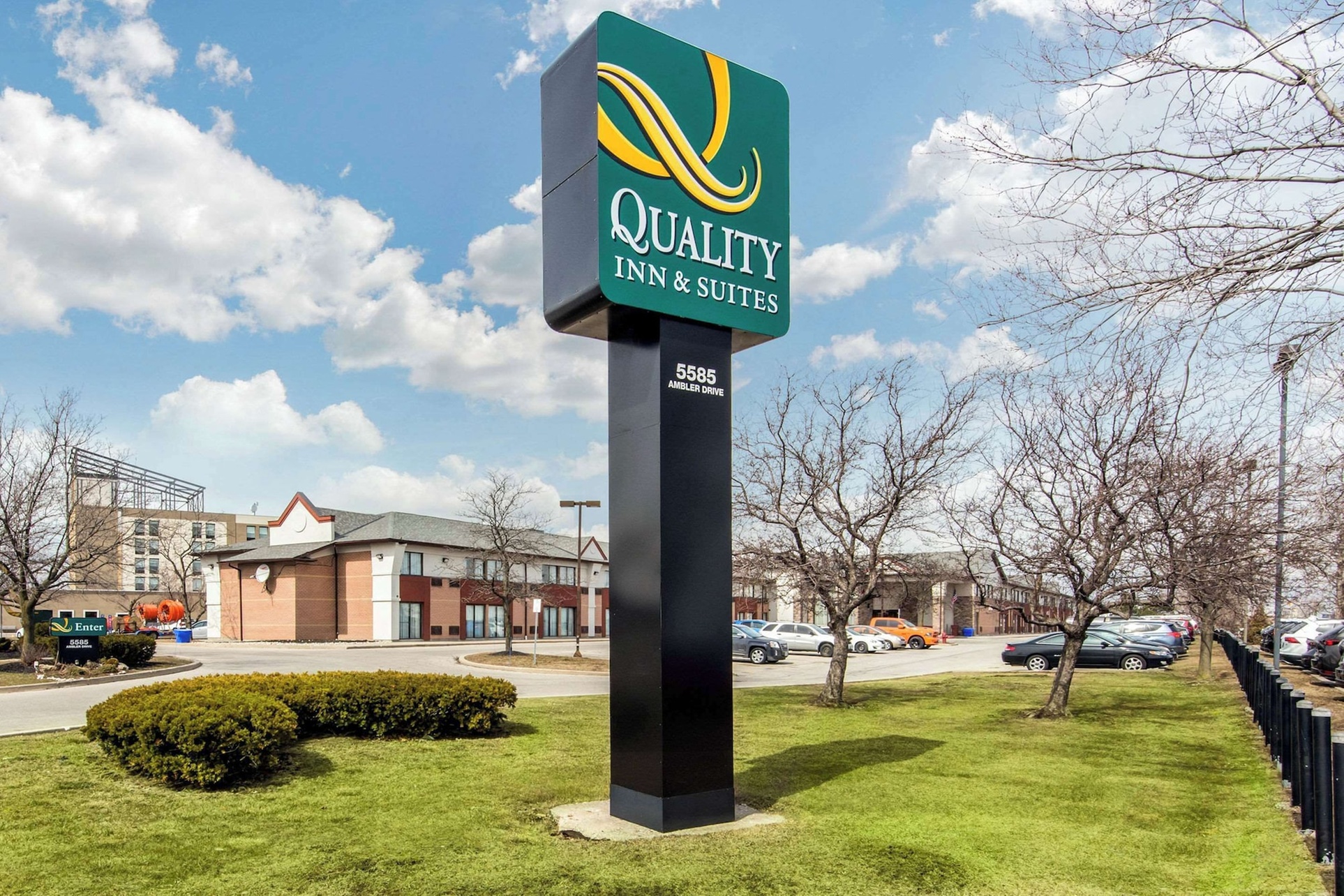 Quality Inn & Suites - Toronto West