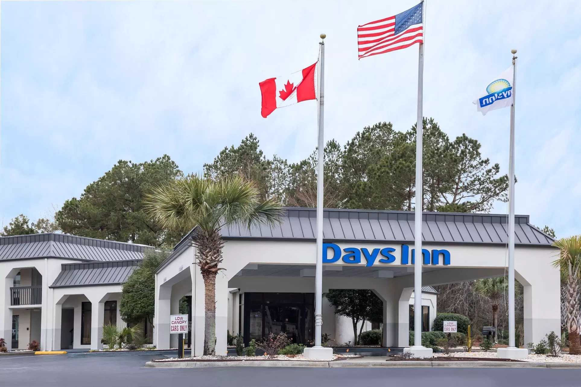 Days Inn by Wyndham Walterboro - Primary Image