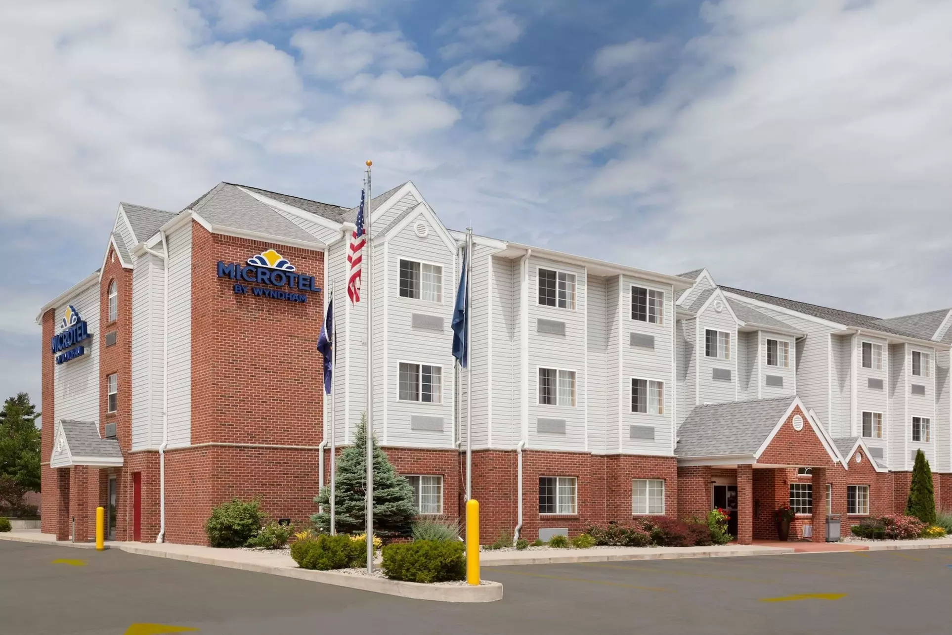 Microtel Inn & Suites by Wyndham South Bend/At Notre Dame Un - Primary Image