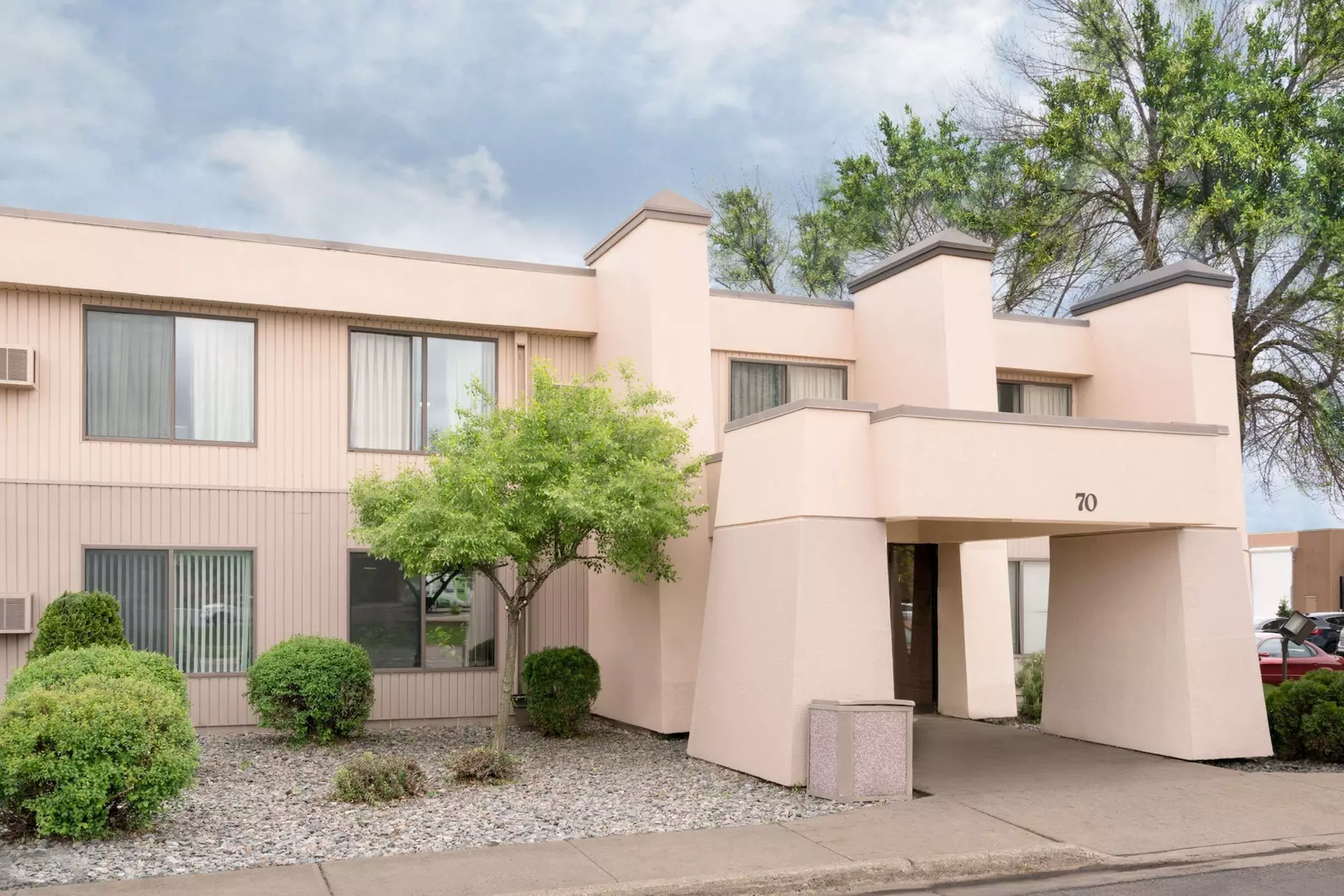 Days Inn by Wyndham St Cloud - Primary Image