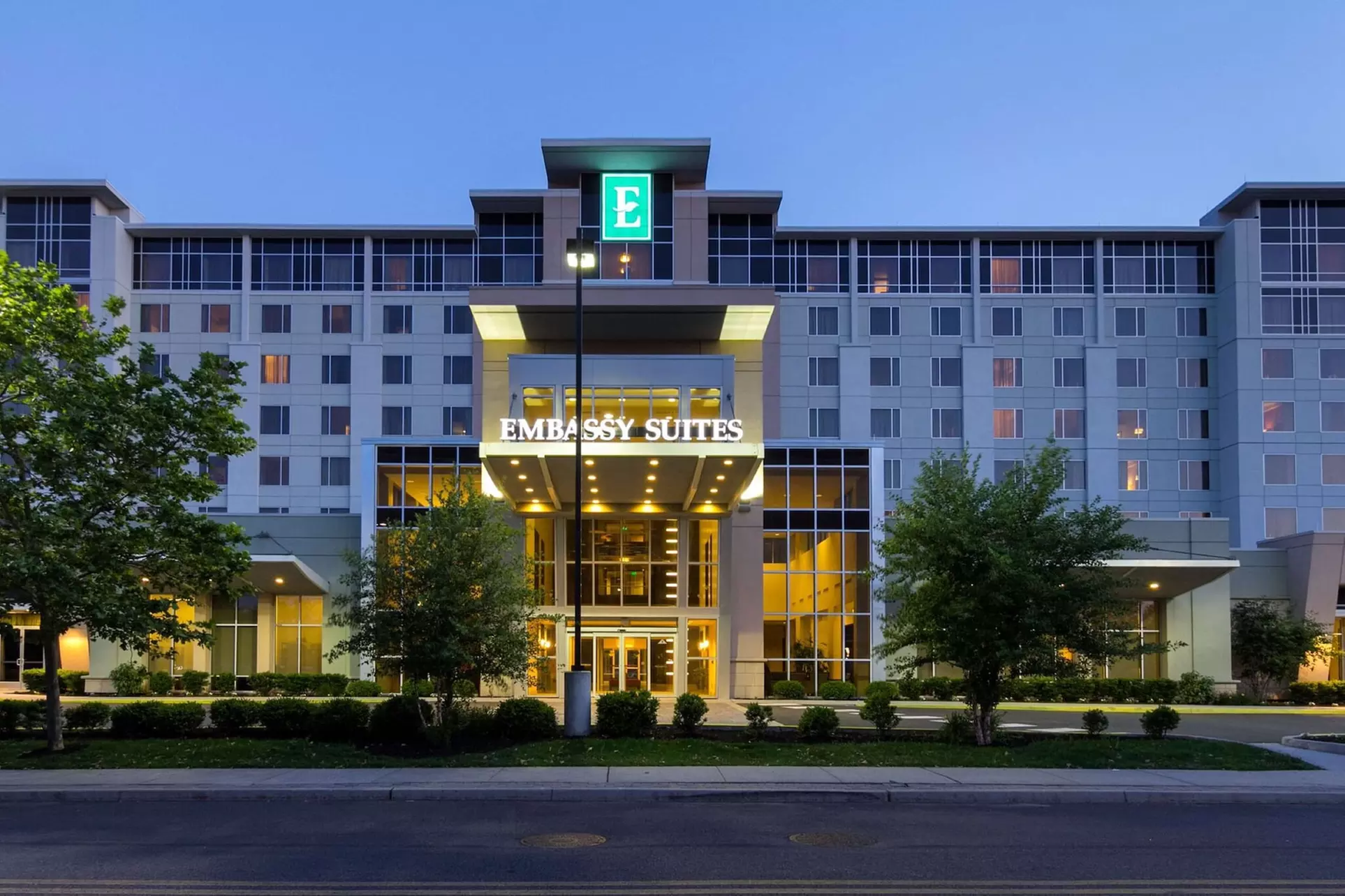 Embassy Suites Newark Airport - Primary Image