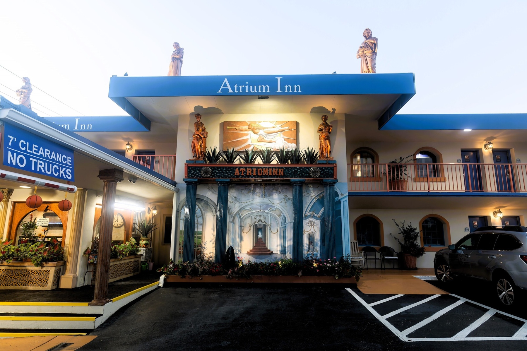 Atrium Inn