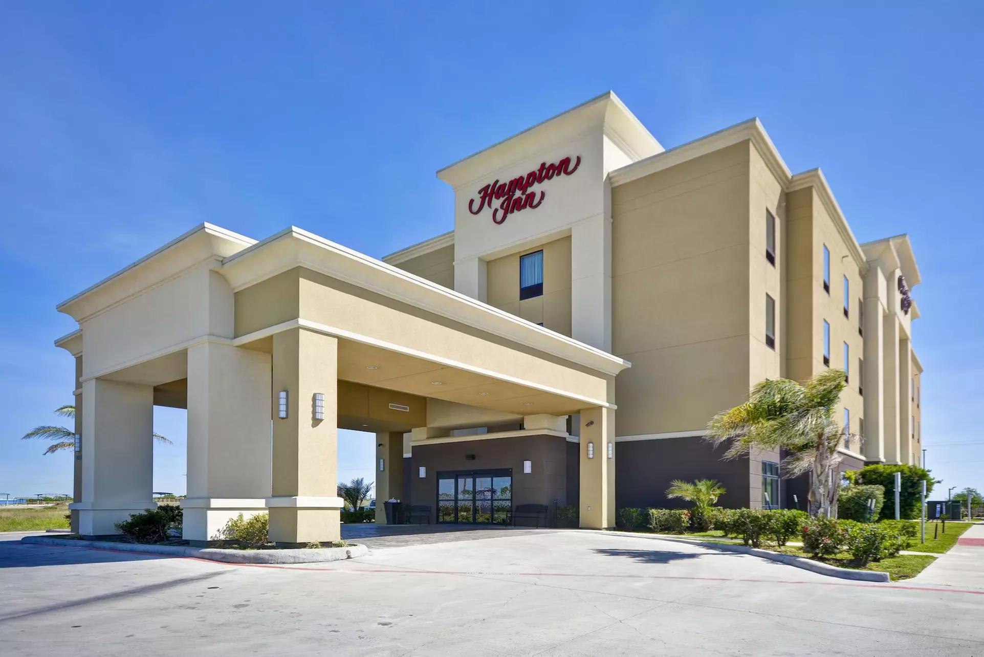 Hampton Inn Kenedy - Primary Image