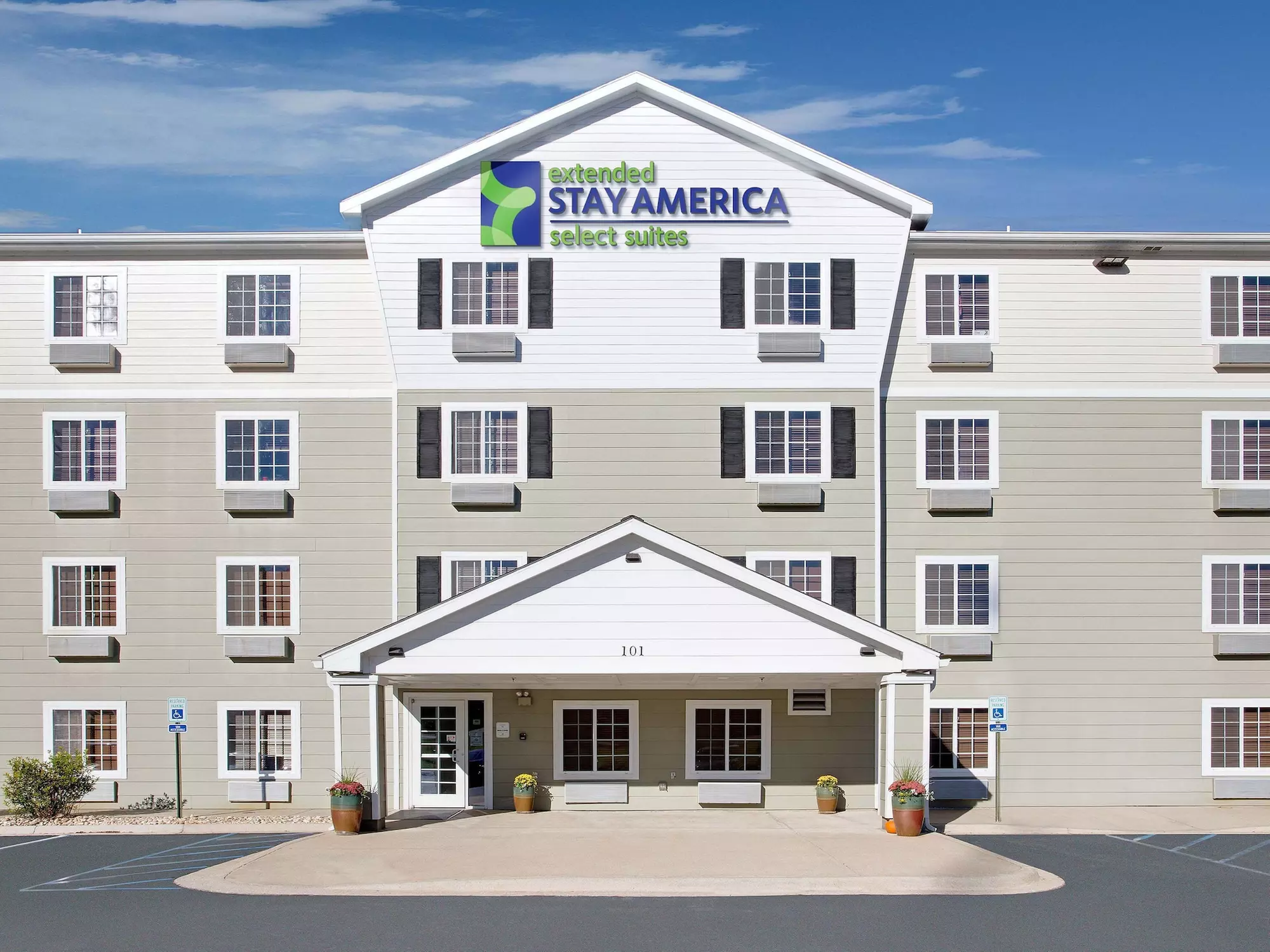 Extended Stay America Select Suites - Cleveland - Airport