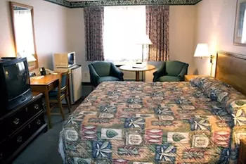 Holiday Motel - Primary Image