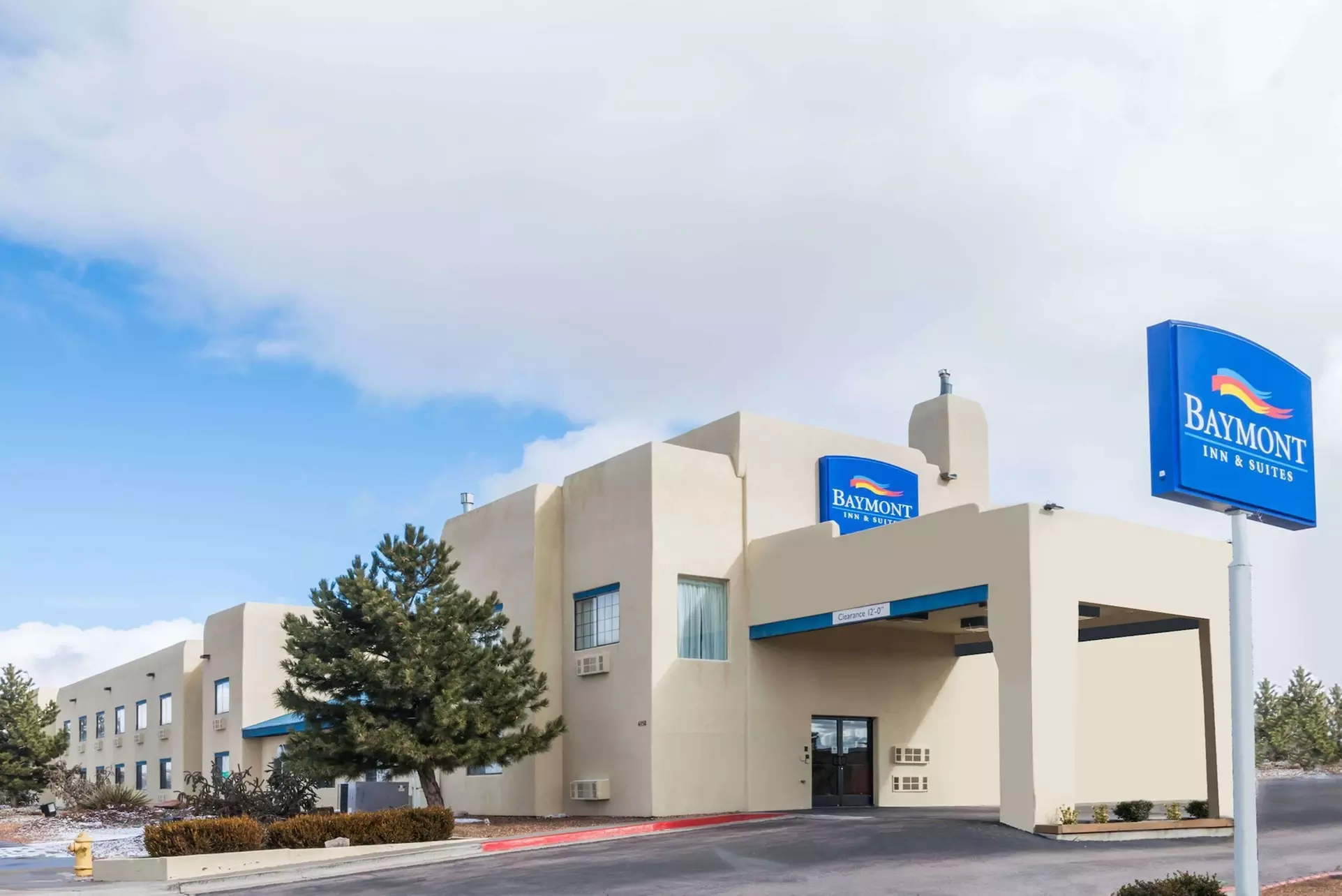 Baymont by Wyndham Santa Fe - Primary Image