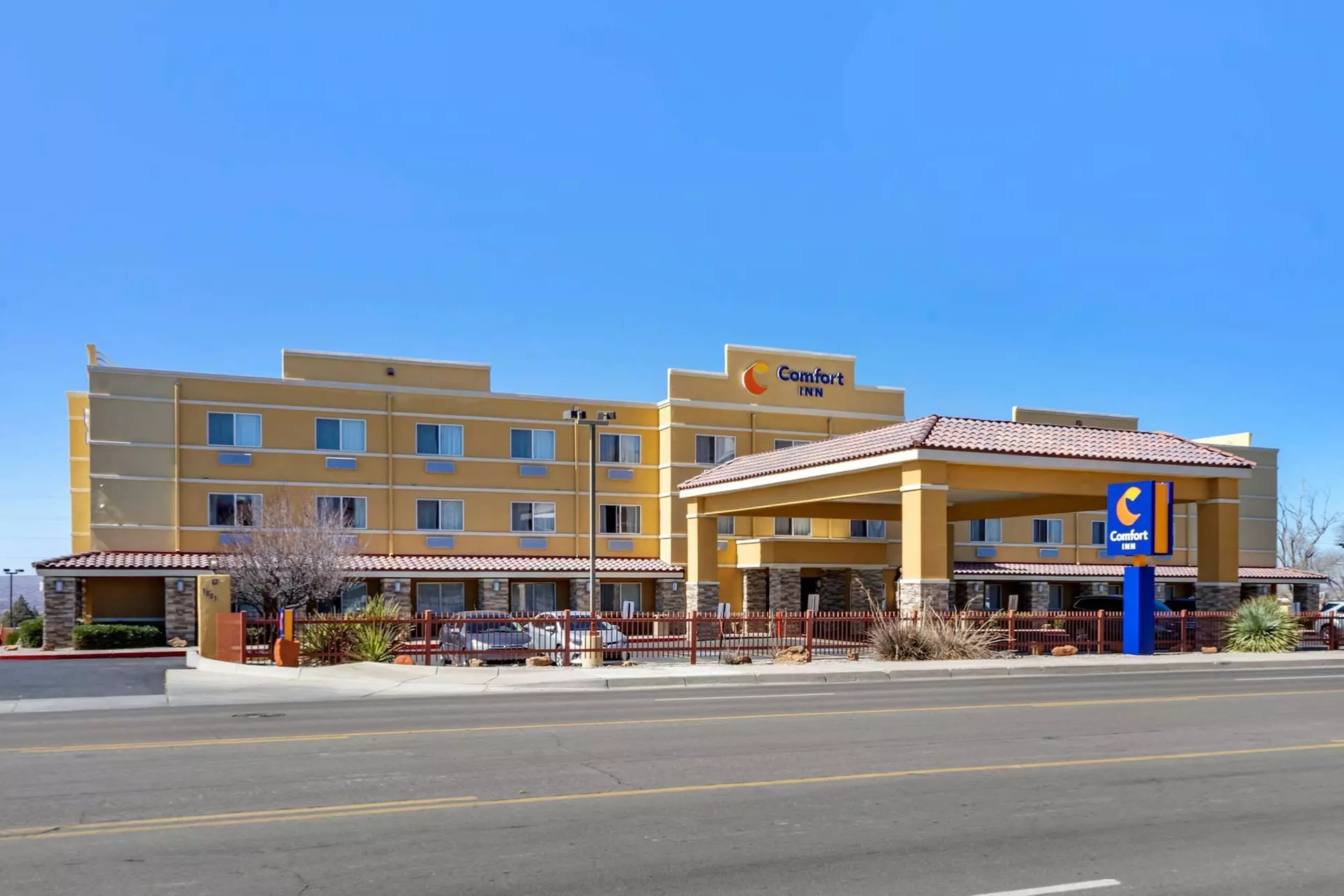 Comfort Inn Albuquerque Airport - Primary Image
