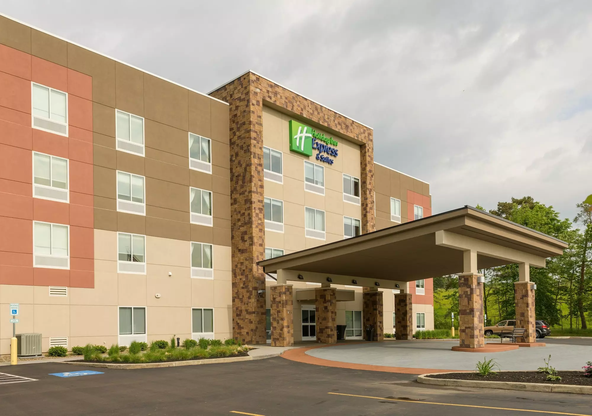 Holiday Inn Express & Suites Jamestown by IHG - Primary Image