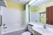 Microtel Inn & Suites by Wyndham Auburn - Second Medium