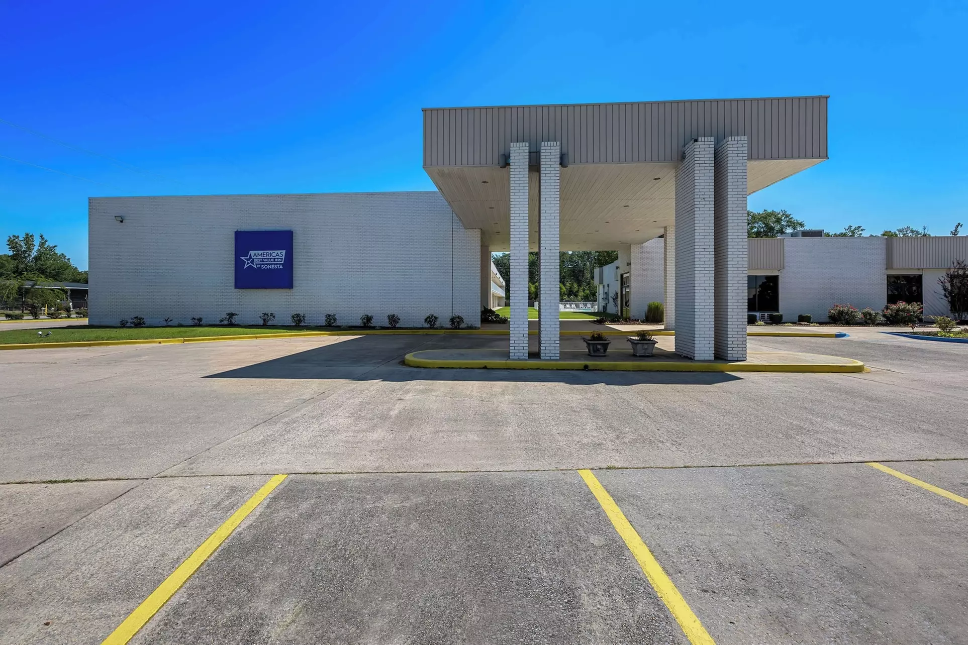 Americas Best Value Inn Hamilton - Primary Image