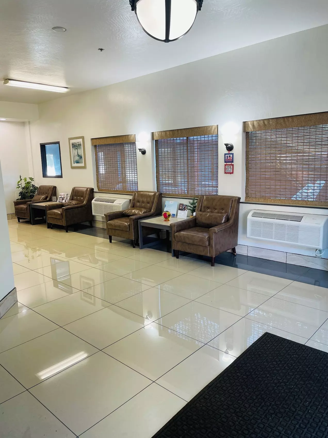 Super 8 by Wyndham Lacey Olympia Area - Primary Image