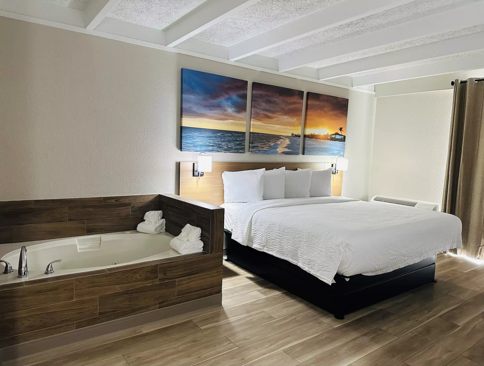 Days Inn by Wyndham Ocala North - Primary Image