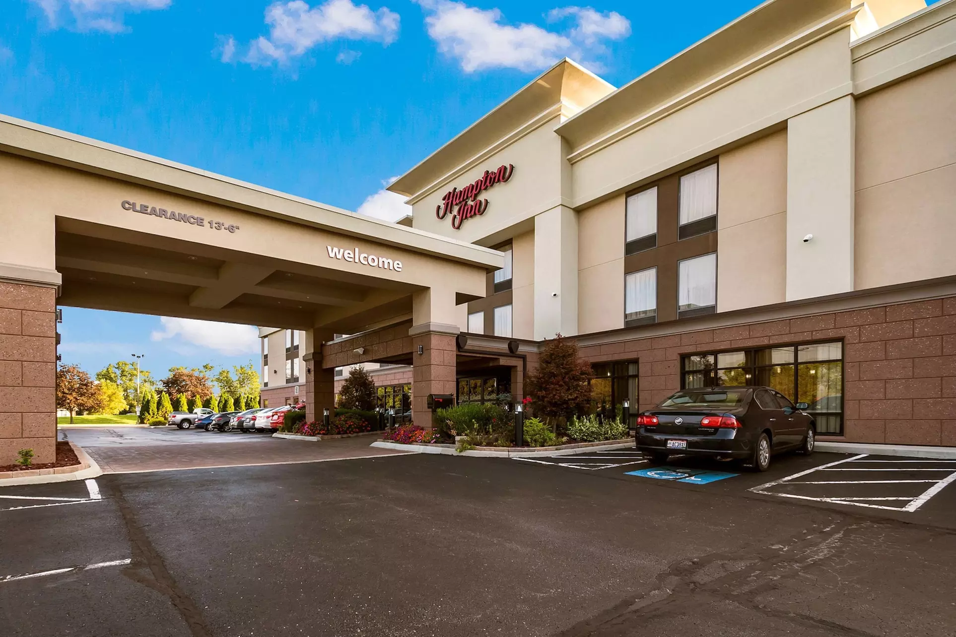 Hampton Inn Columbus-West - Primary Image