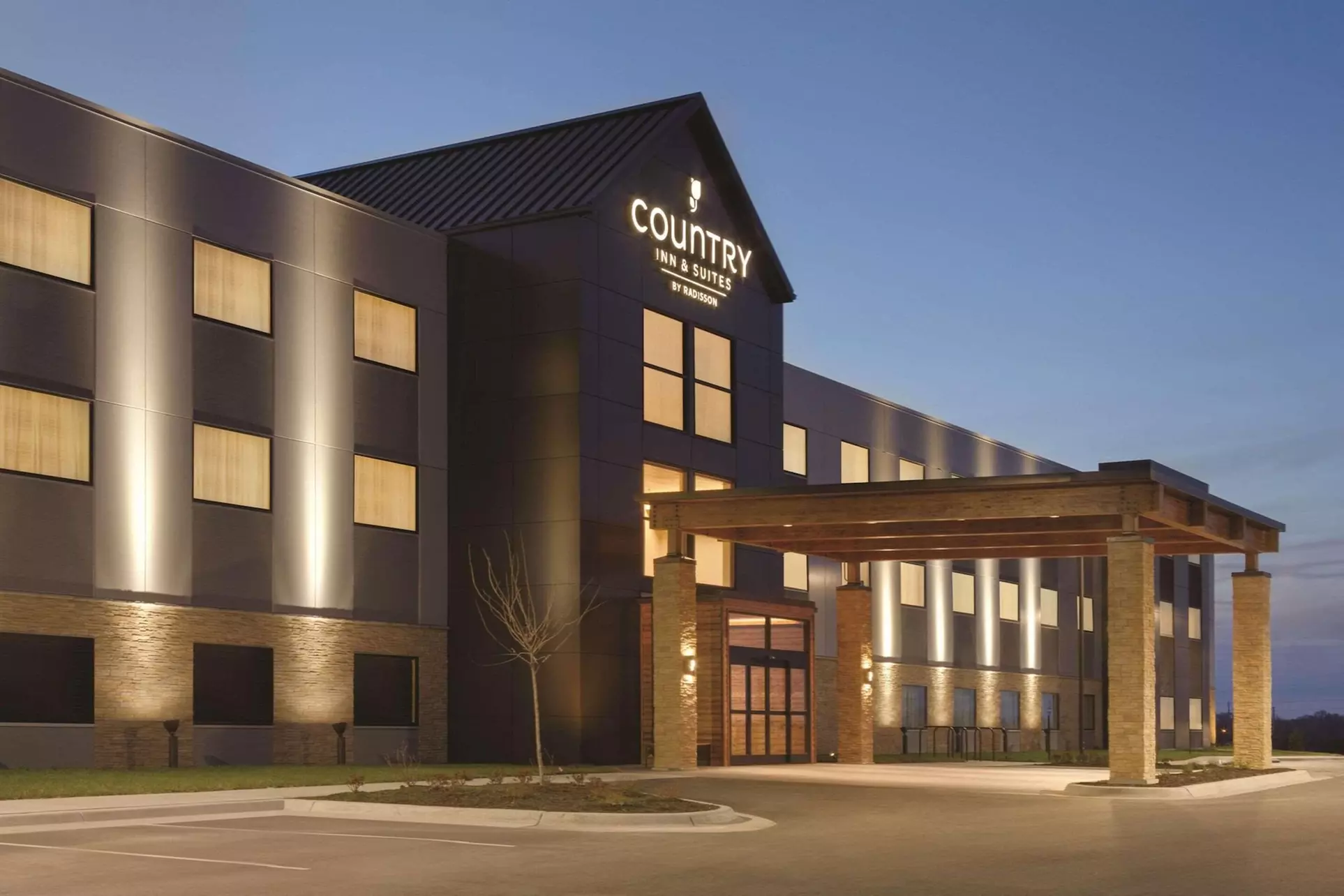 Country Inn & Suites by Radisson Lawrence - Primary Image