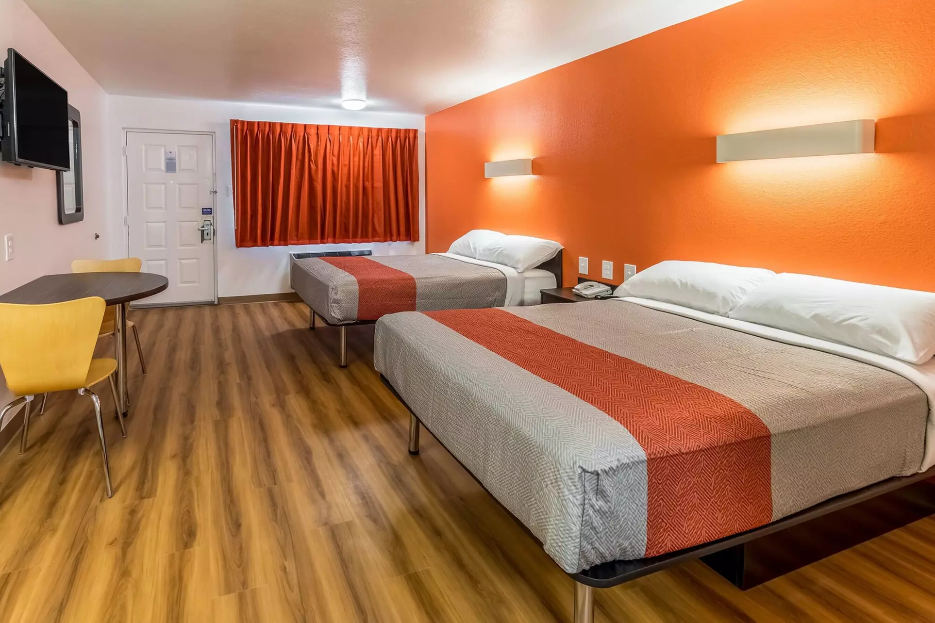 Motel 6 Arlington, TX - UTA - Primary Image
