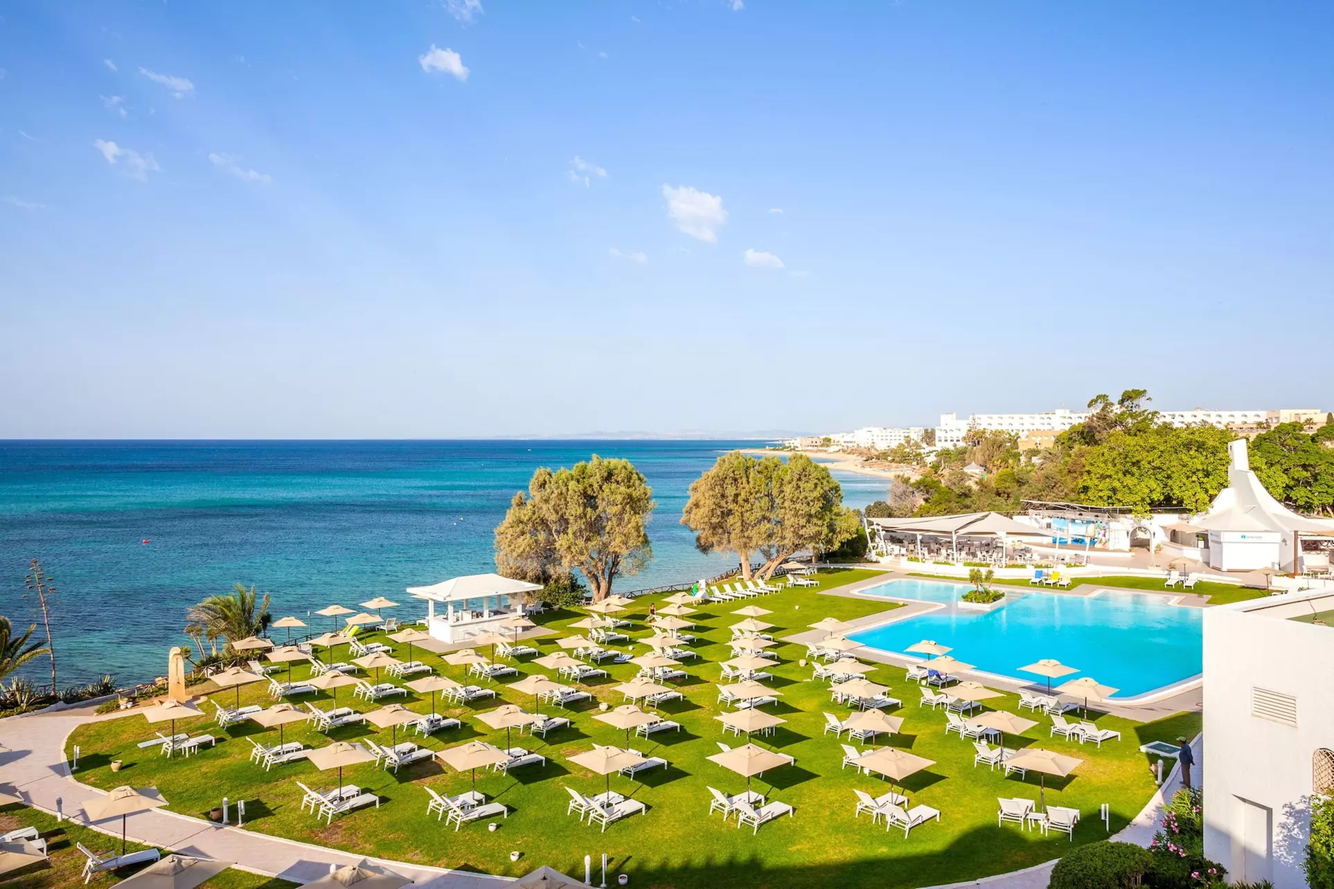 Le Sultan - Primary Image