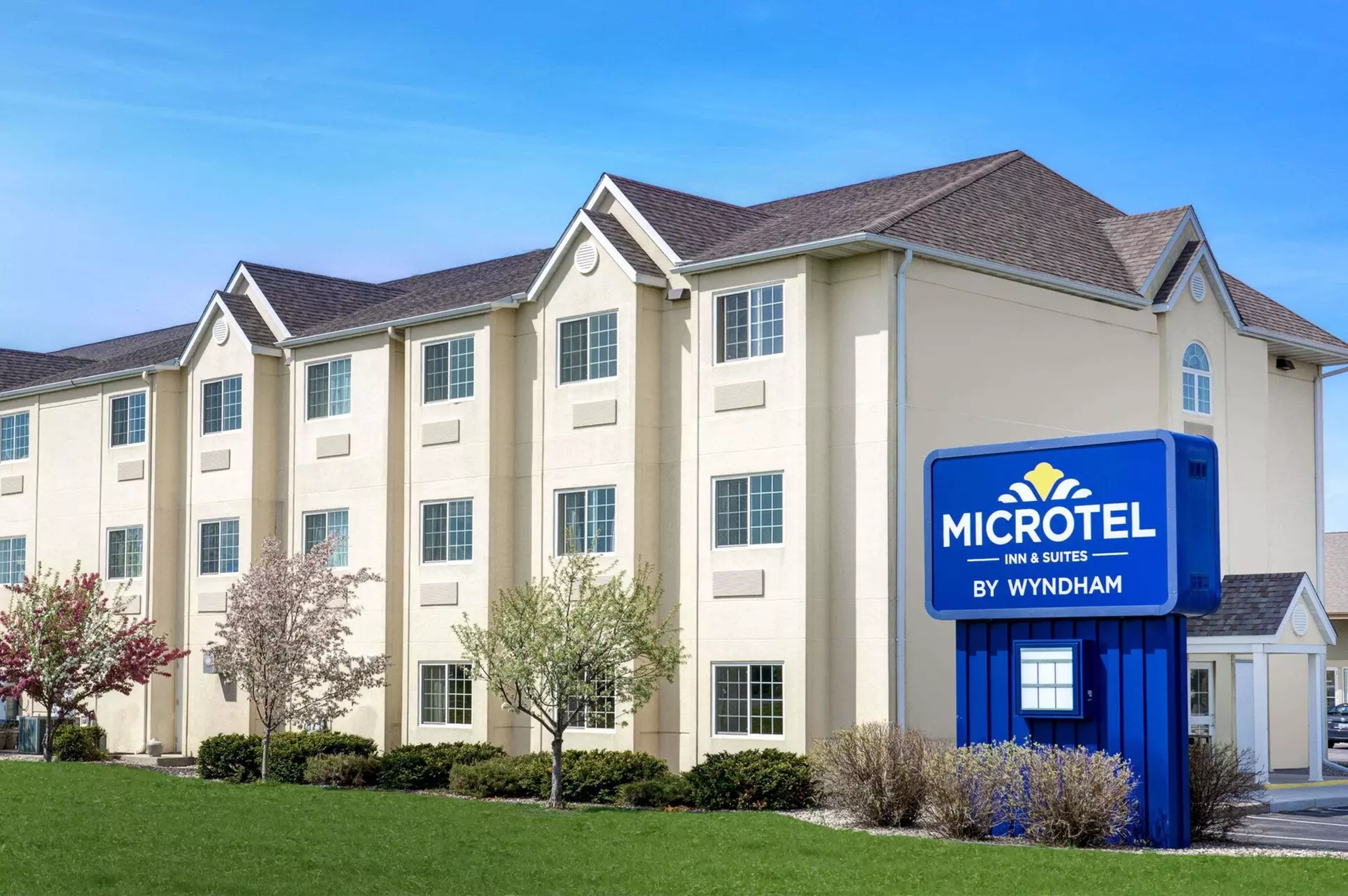 Microtel Inn & Suites by Wyndham Mankato - Primary Image