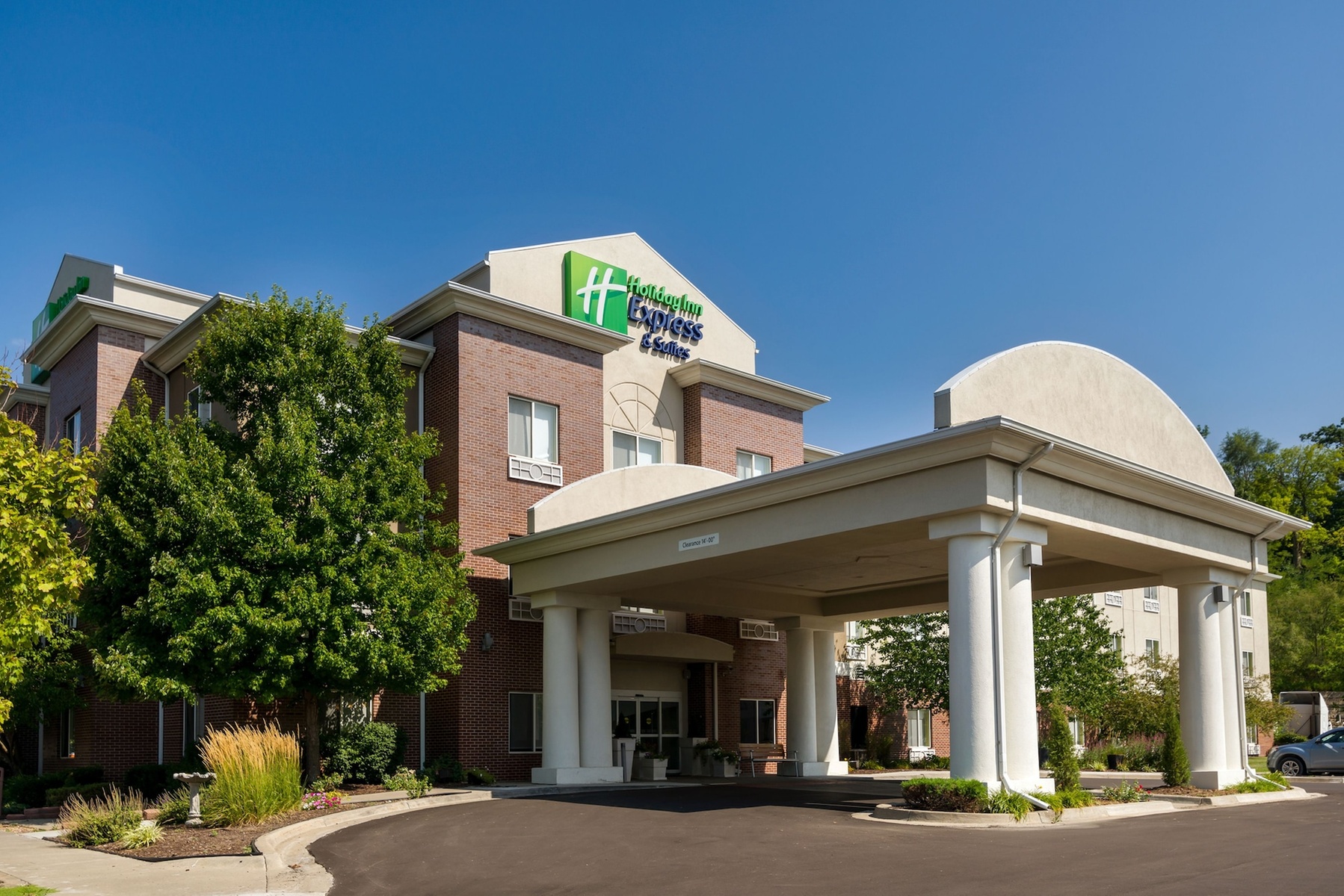 Holiday Inn Express Hotel & Suites Independence-Kansas City by IHG