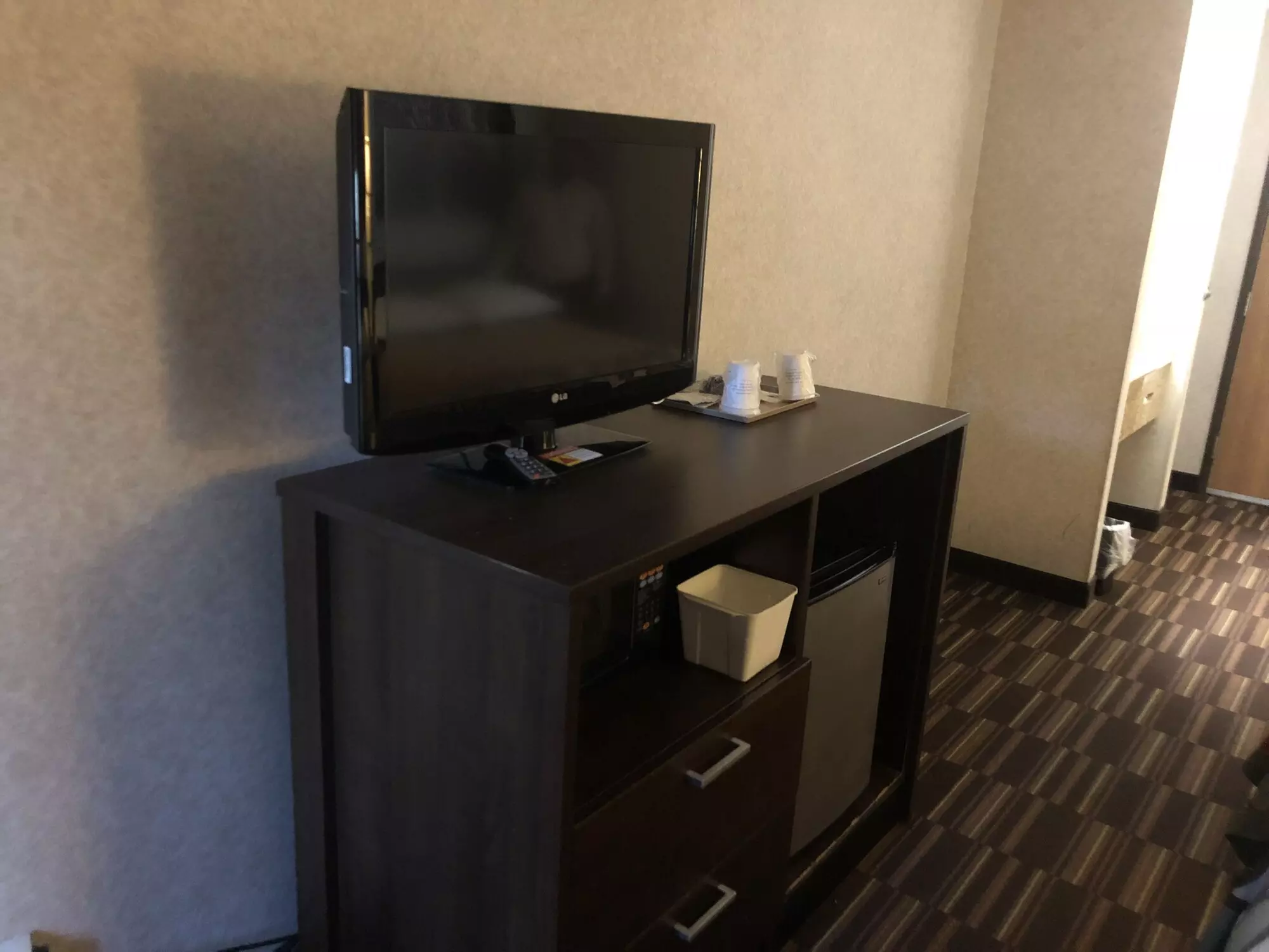 Riverdale Inn - Primary Image