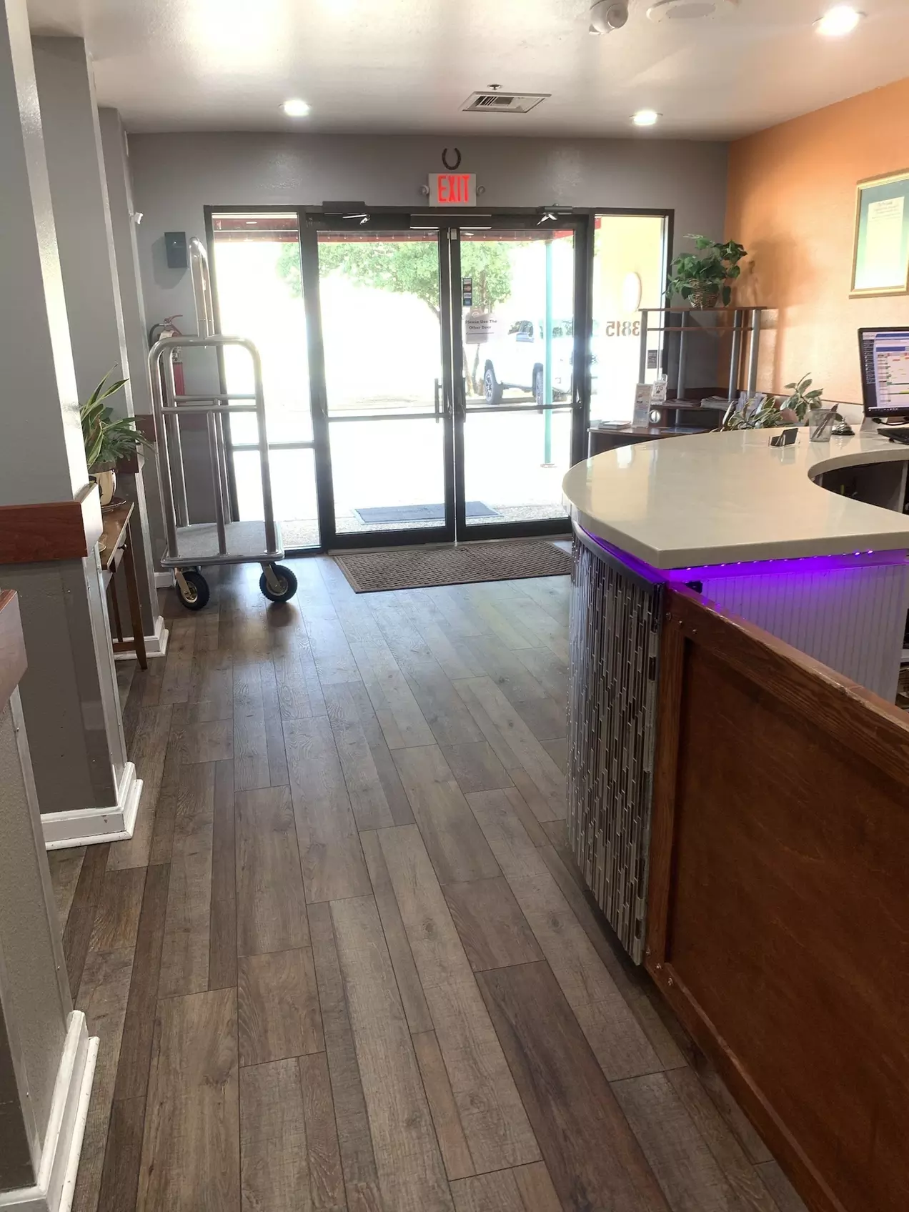 Guest House Inn - Primary Image