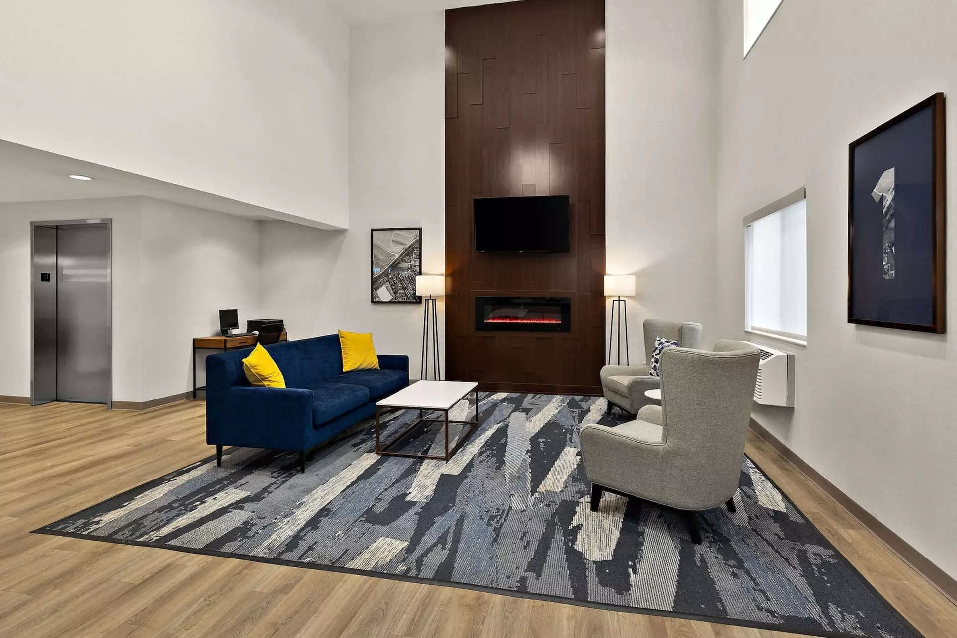 Comfort Inn & Suites