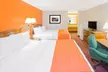 Howard Johnson by Wyndham Dothan - Second Medium