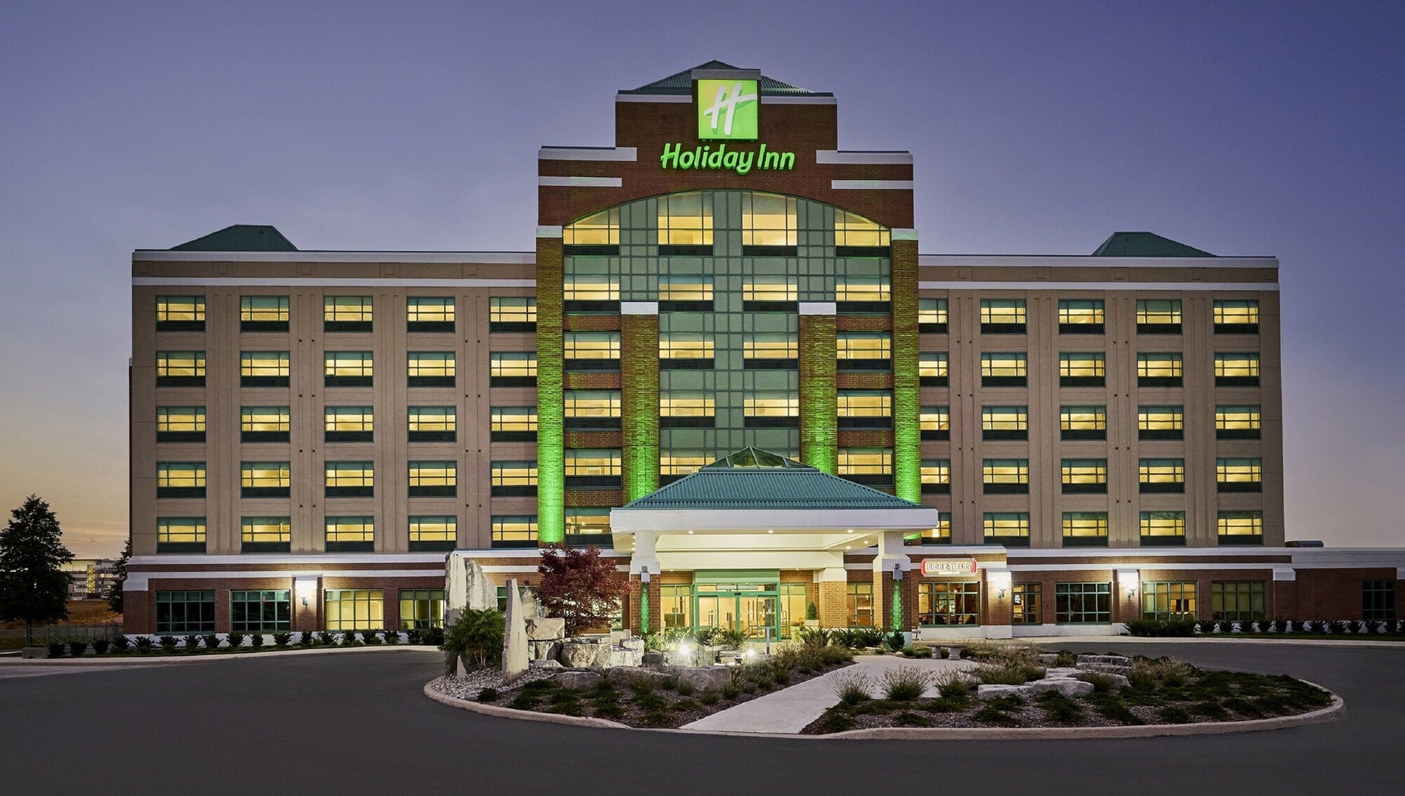 Holiday Inn Hotel & Suites Oakville @ Bronte by IHG