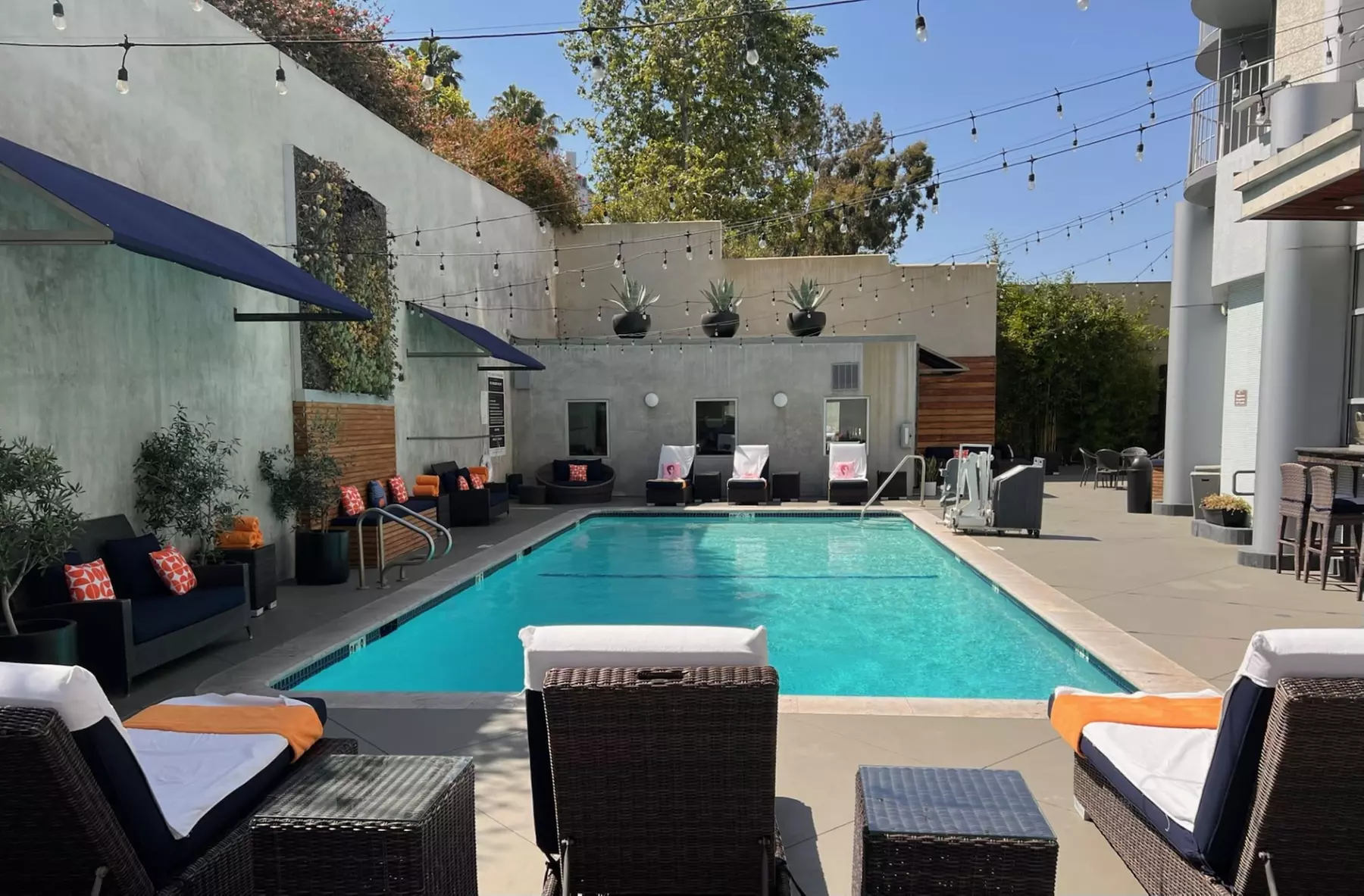 Hotel Angeleno - Primary Image