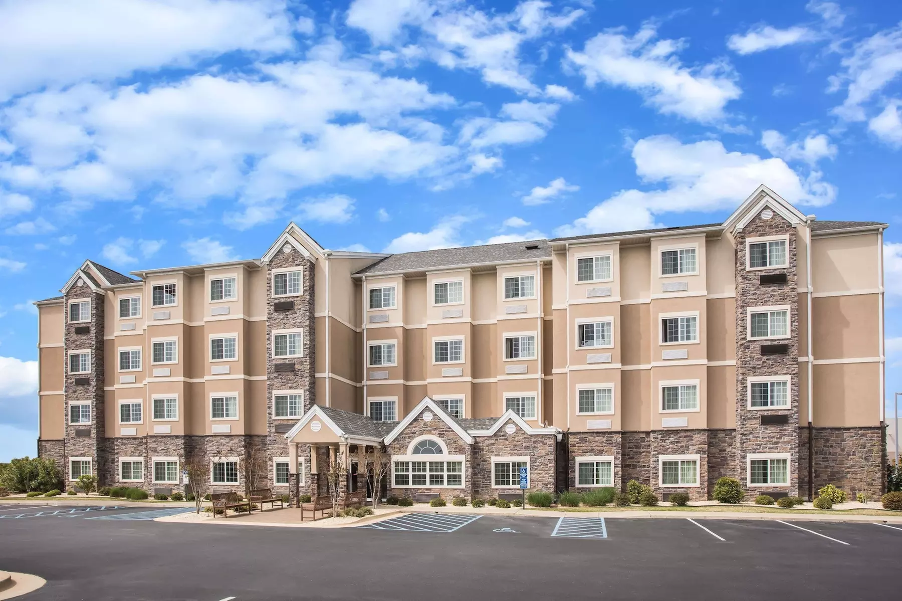 Microtel Inn & Suites by Wyndham Opelika - Primary Image