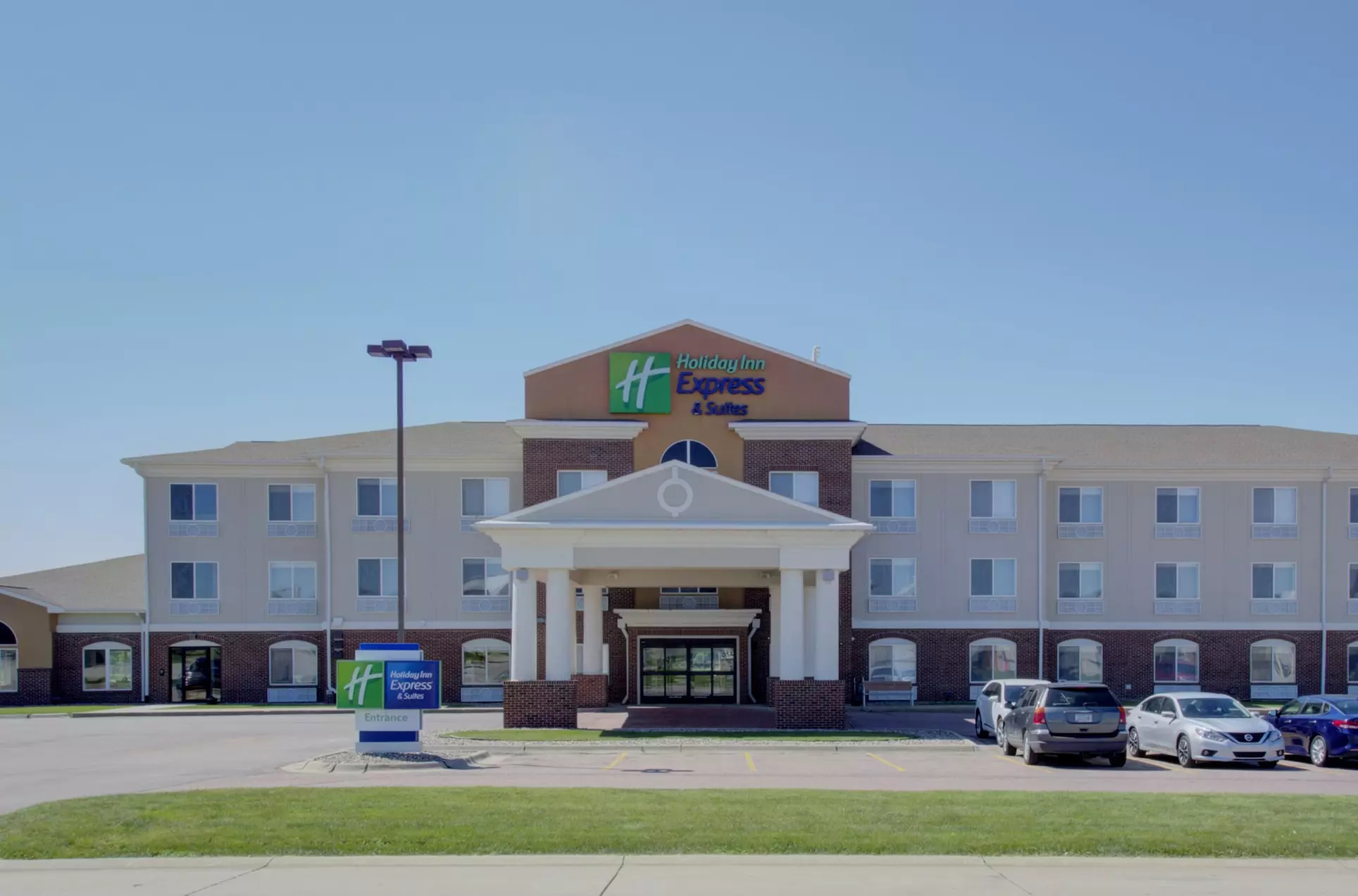Holiday Inn Express Hotel & Suites Le Mars by IHG - Primary Image