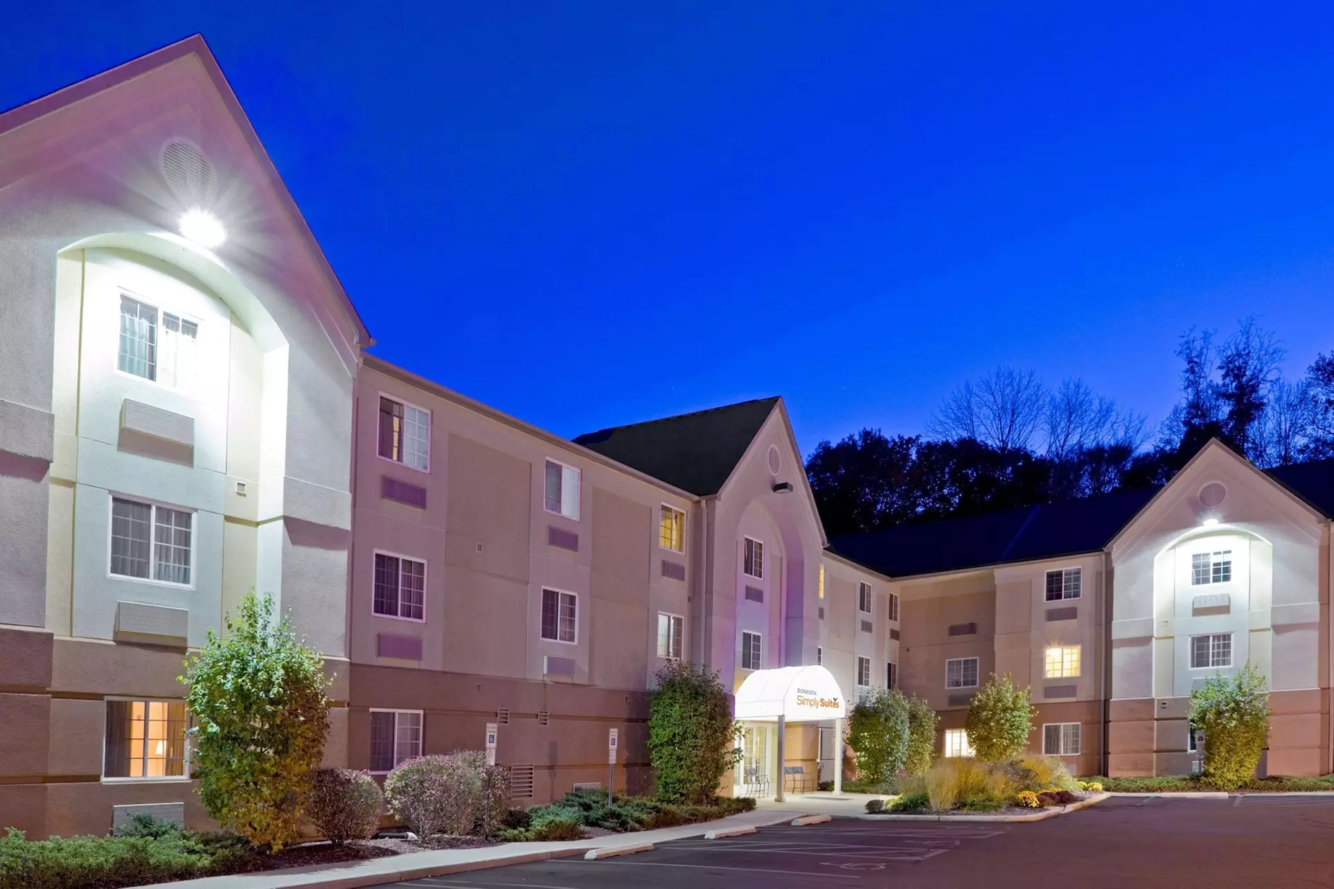 Sonesta Simply Suites Parsippany Morris Plains - Primary Image
