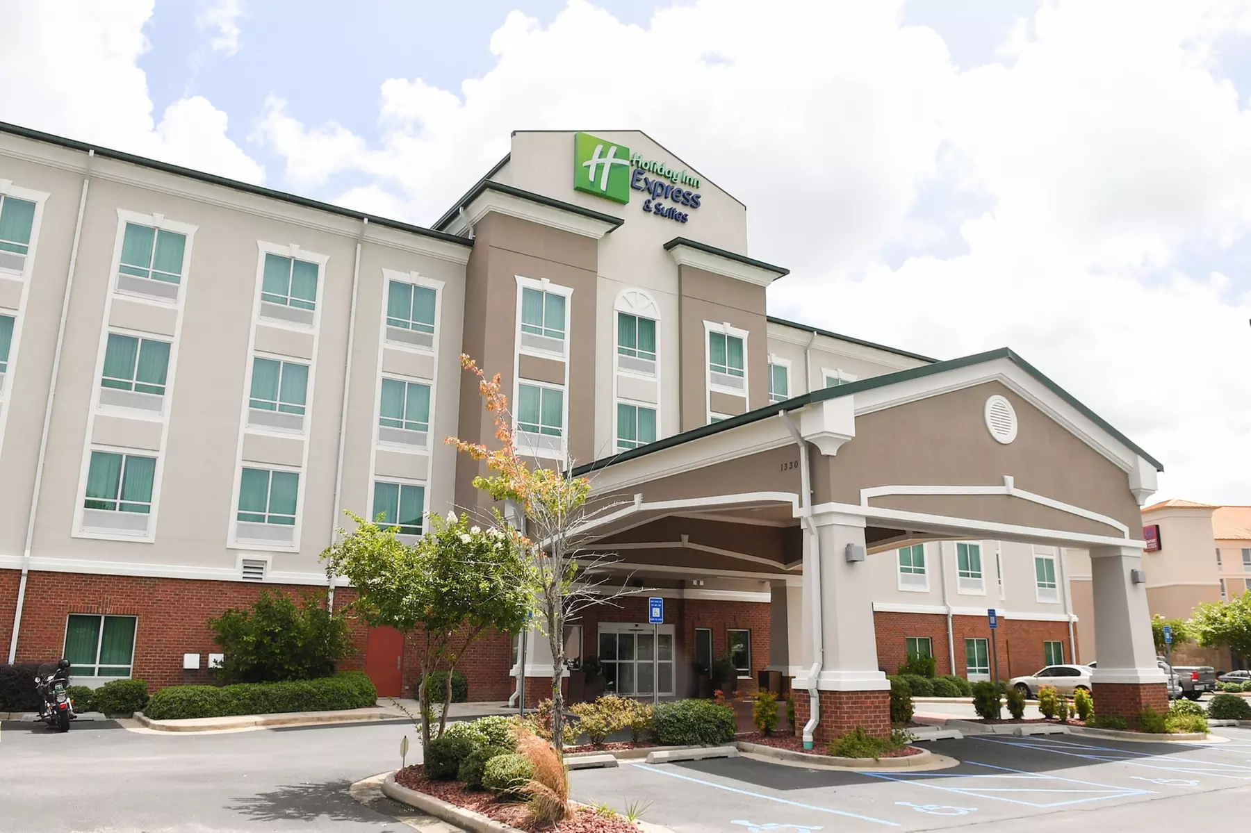 Holiday Inn Express & Suites Valdosta West - Mall Area by IHG - Primary Image