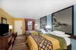 Super 8 by Wyndham Bradenton Sarasota Area - Second Medium